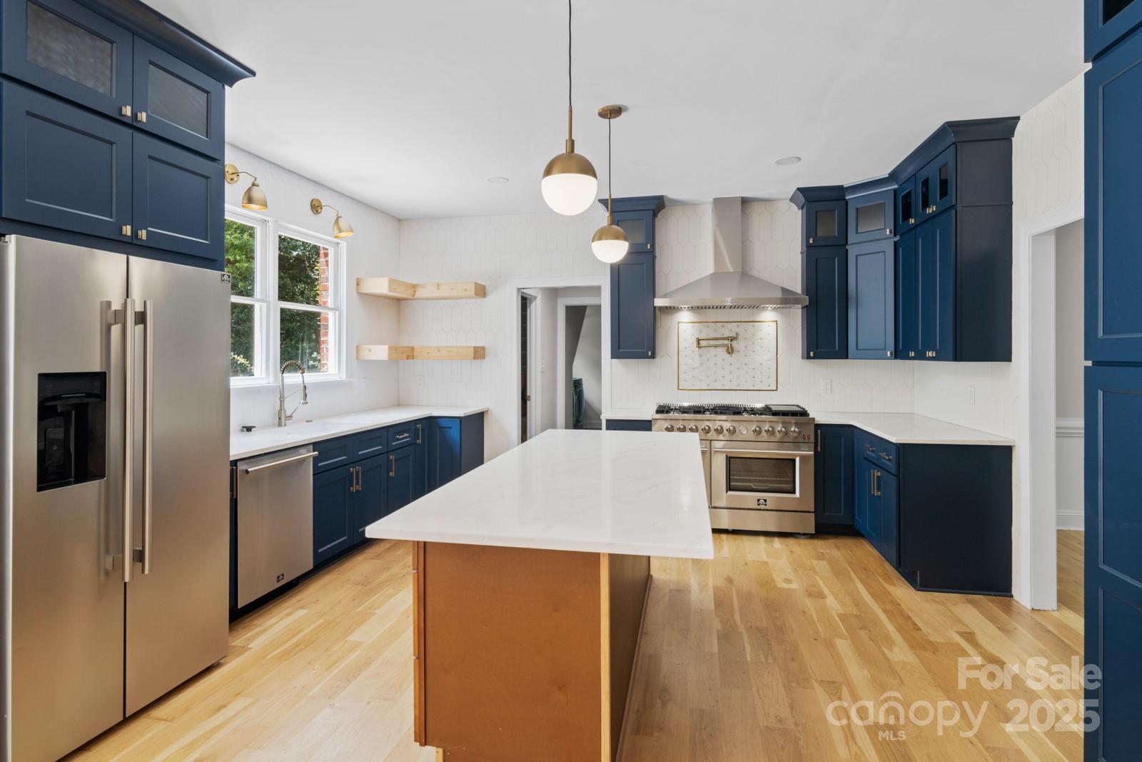 Matthews, North Carolina, 28104, United States, 4 Bedrooms Bedrooms, ,3 BathroomsBathrooms,Residential,For Sale,1876252