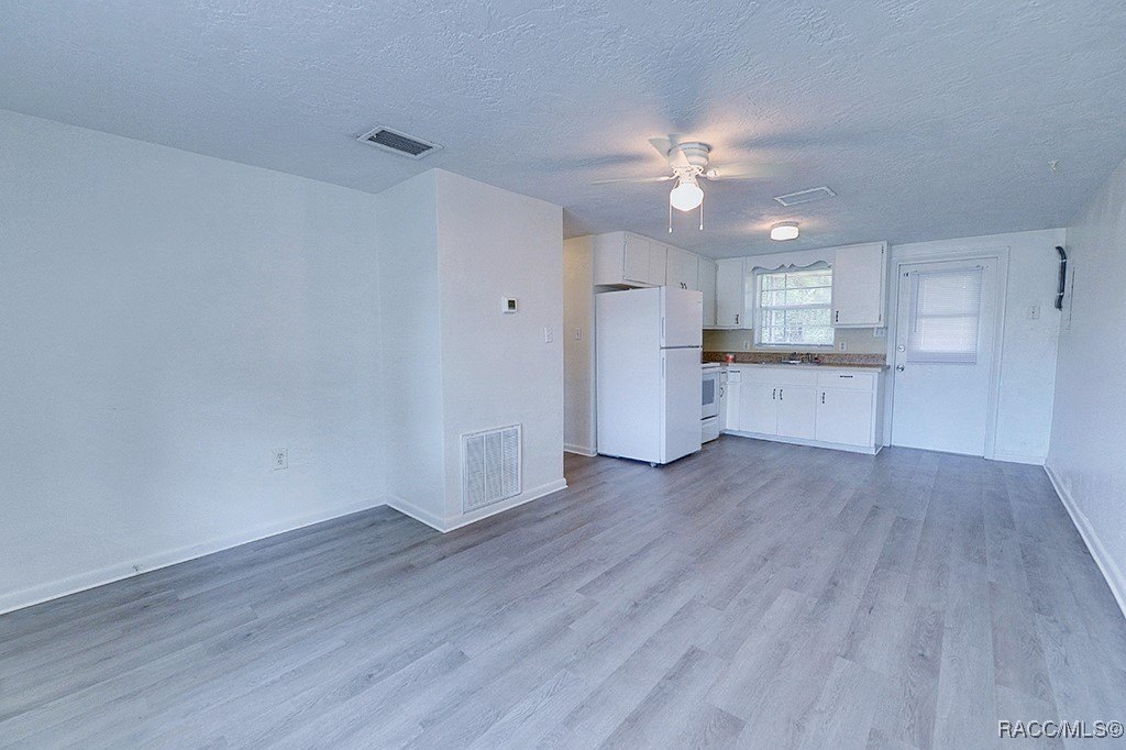 Crystal River, Florida, 34429, United States, ,Residential,For Sale,1977748