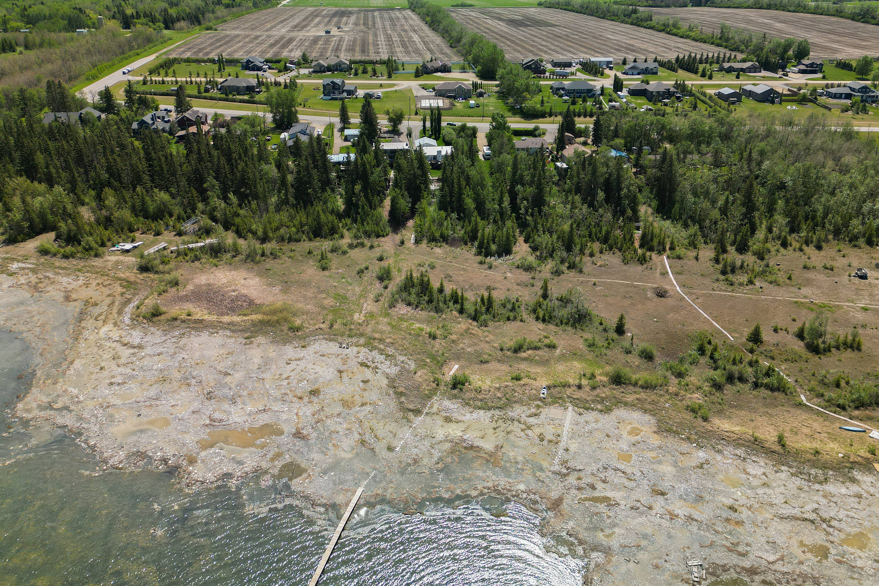  Rural Lacombe County, North - 物件實景