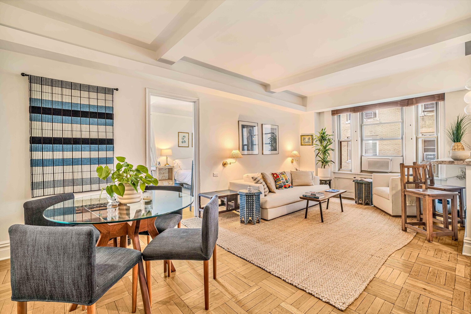 New York City, New York, 10011, United States, 1 Bedroom Bedrooms, ,1 BathroomBathrooms,Residential,For Sale,1903785