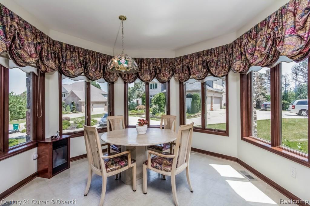 Farmington Hills, Michigan, 48331, United States, 6 Bedrooms Bedrooms, ,7 BathroomsBathrooms,Residential,For Sale,1914340