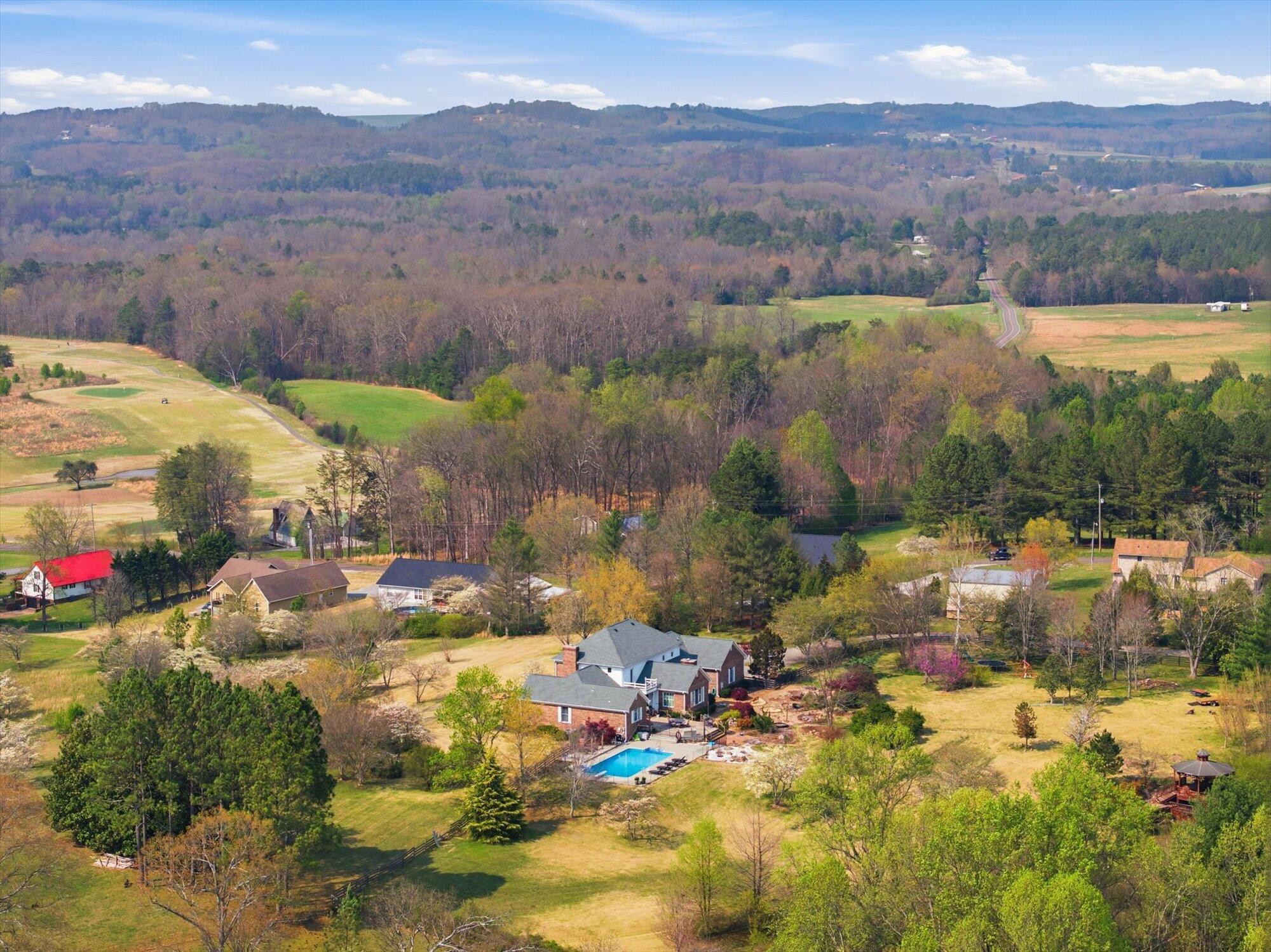 Athens, Tennessee, 37303, United States, 4 Bedrooms Bedrooms, ,4 BathroomsBathrooms,Residential,For Sale,2031458