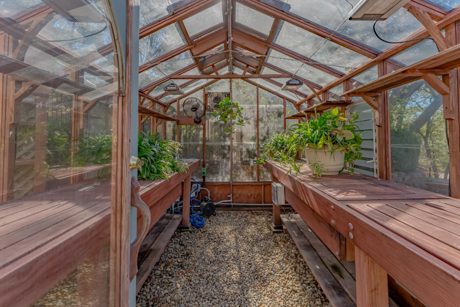 El Dorado Hills, California, 95762, United States, 4 Bedrooms Bedrooms, ,3 BathroomsBathrooms,Residential,For Sale,1987748