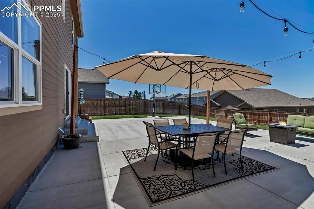 Colorado Springs, Colorado, 80925, United States, 5 Bedrooms Bedrooms, ,4 BathroomsBathrooms,Residential,For Sale,1890411