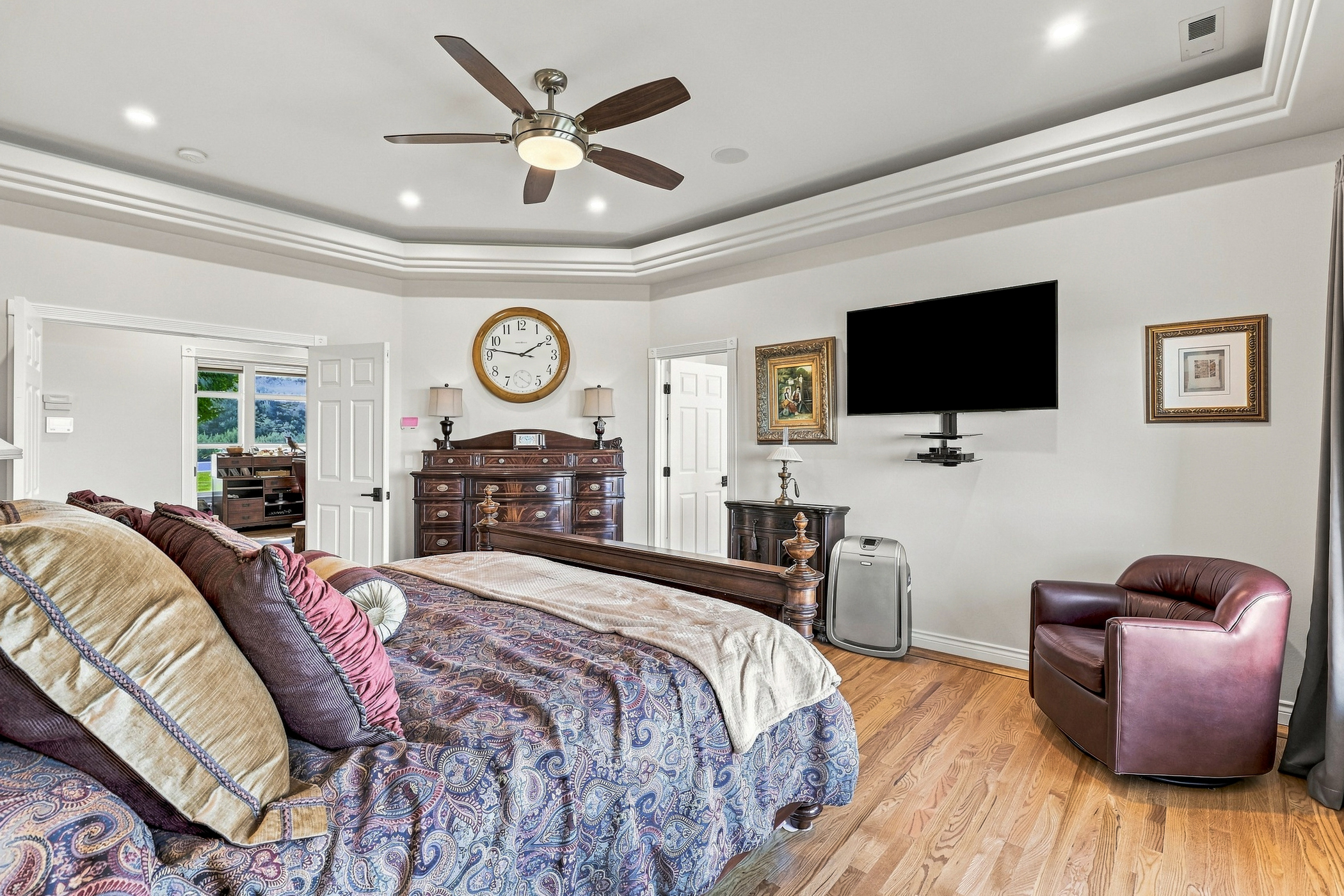  Welcome to 292 Meadow Hills Dr - 物件實景