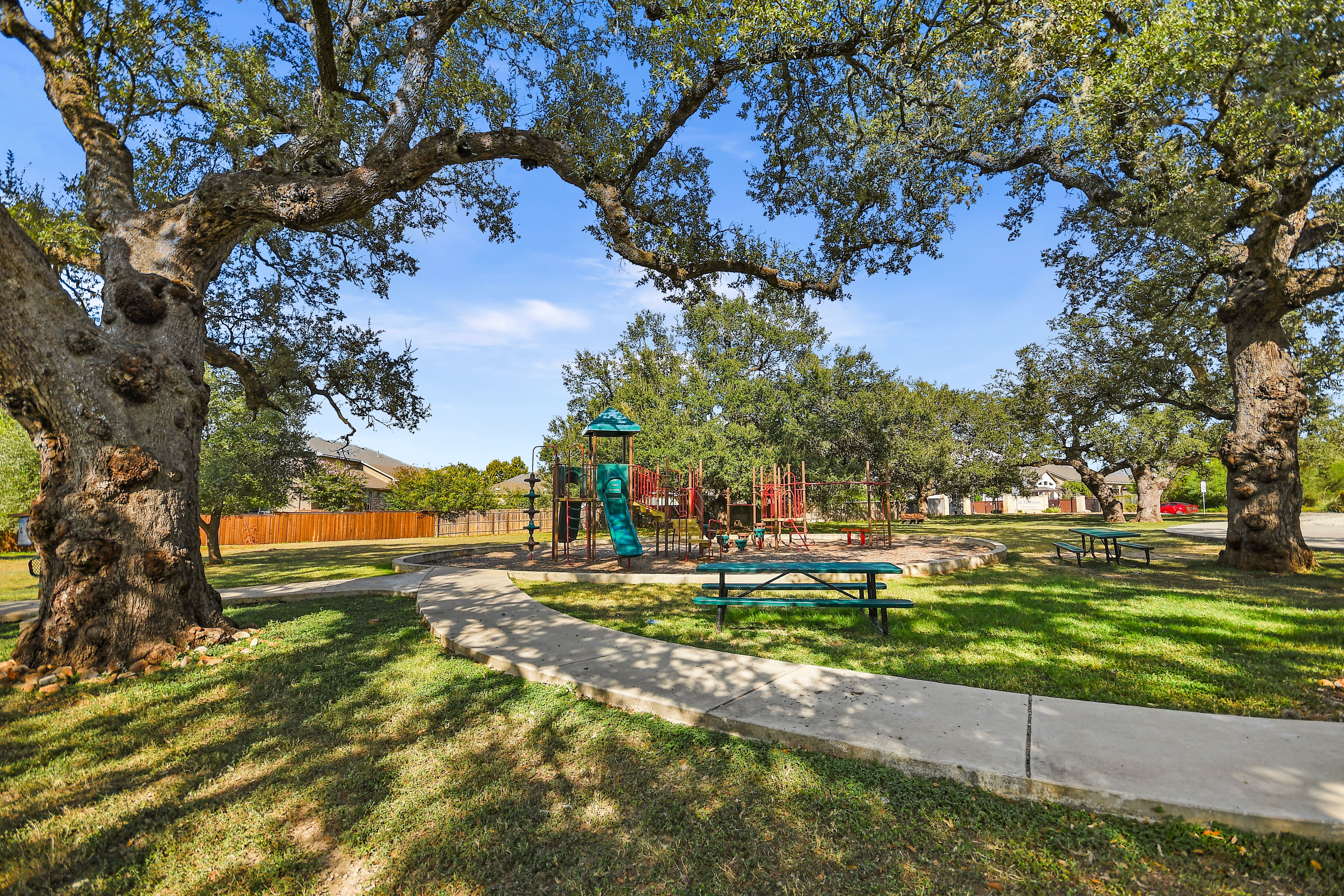  Beautifully Maintained One-Story Retreat in Wortham Oaks - 物件實景