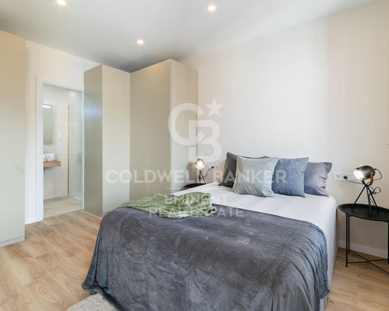 Barcelona, Catalonia, ES, 3 Bedrooms Bedrooms, ,2 BathroomsBathrooms,Residential,For Sale,1785148