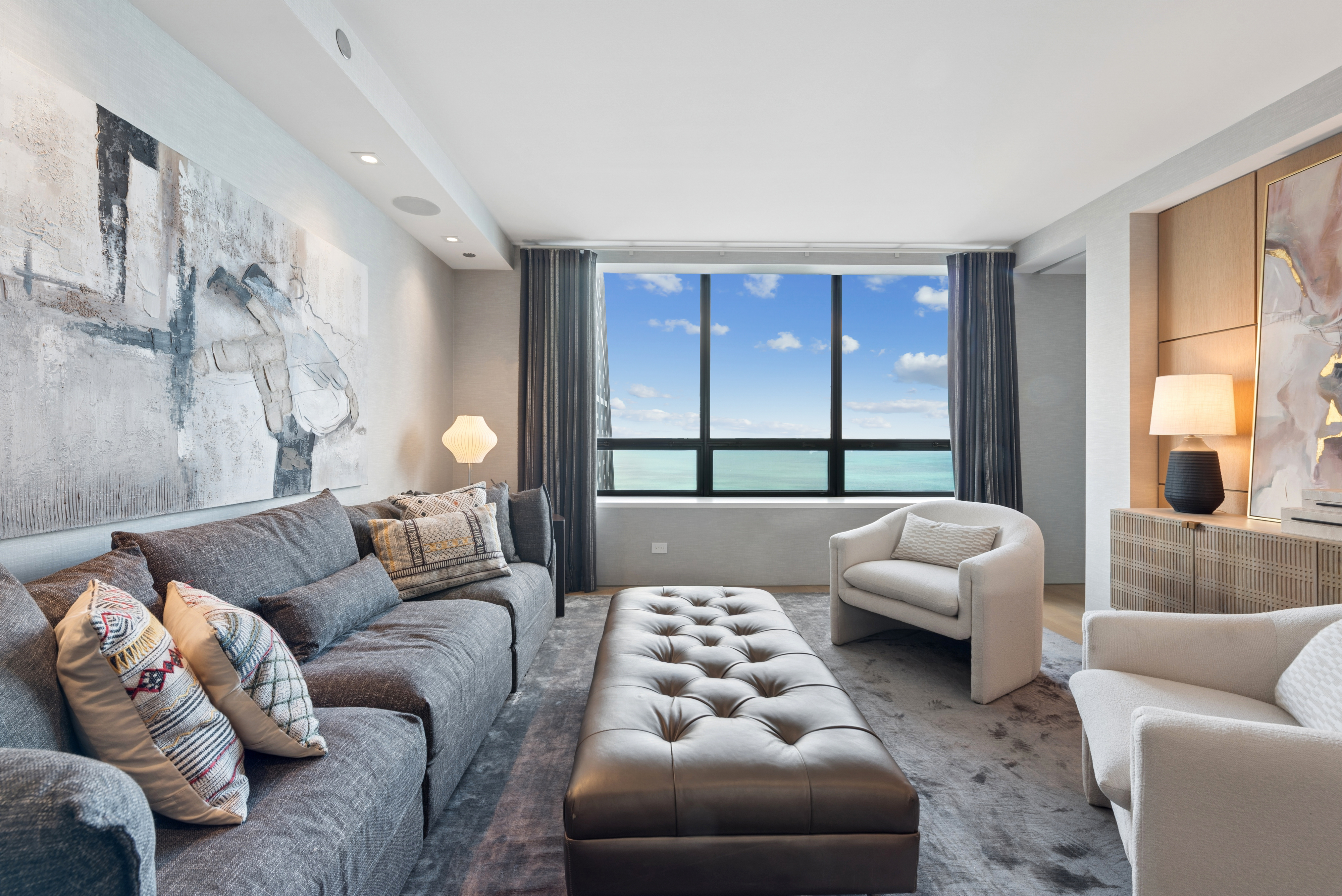  Refined Blend of Classic Architecture and Modern Design - 物件實景