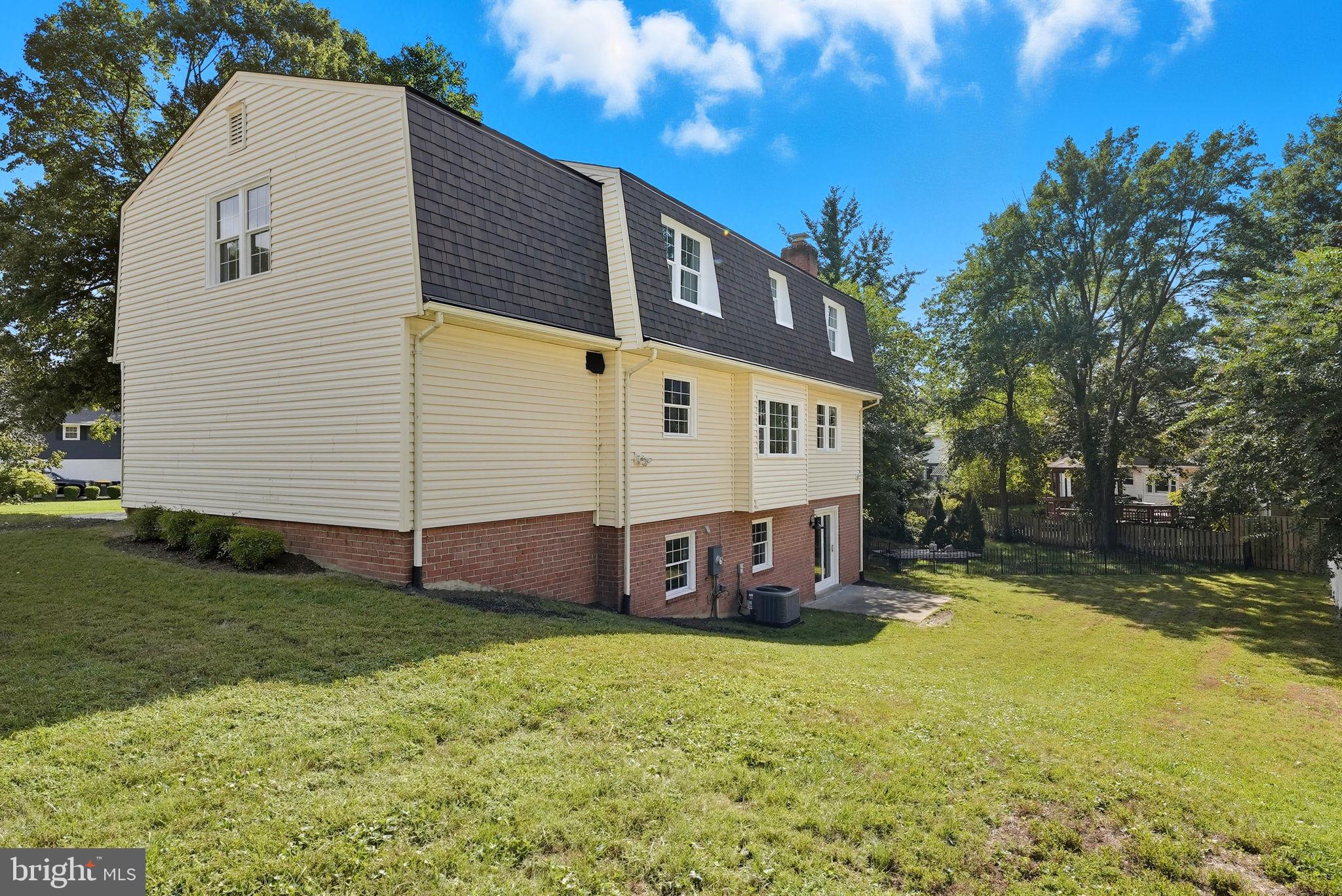 Fairfax, Virginia, 22032, United States, 4 Bedrooms Bedrooms, ,3 BathroomsBathrooms,Residential,For Sale,1984417