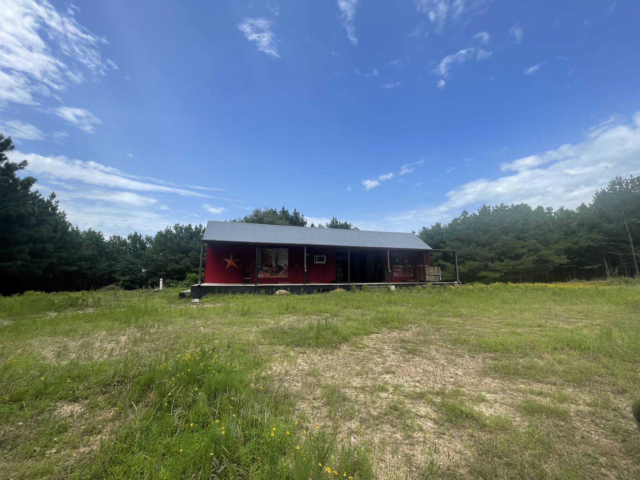 Cove, Arkansas, 71937, United States, 2 Bedrooms Bedrooms, ,Residential,For Sale,1938285