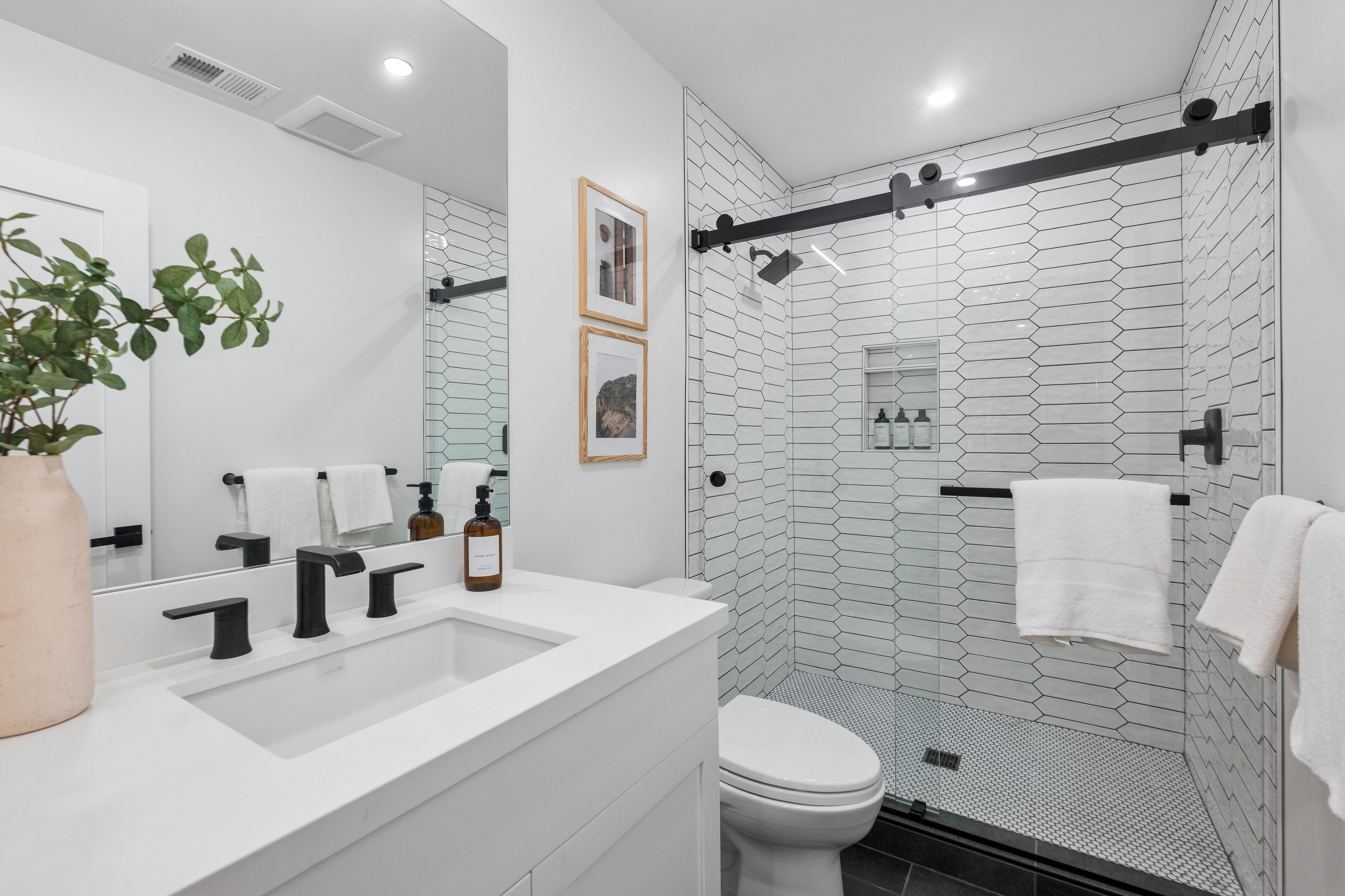  Spectacular Newly Developed Home - 物件實景