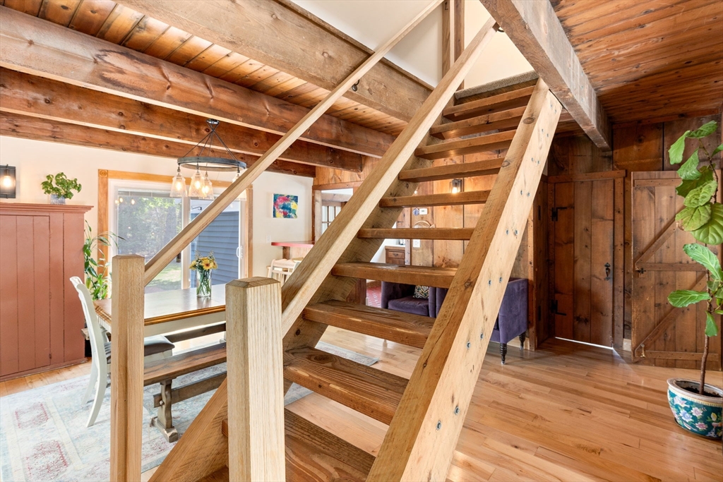Barnstable, Massachusetts, 02648, United States, 4 Bedrooms Bedrooms, ,2 BathroomsBathrooms,Residential,For Sale,2049292