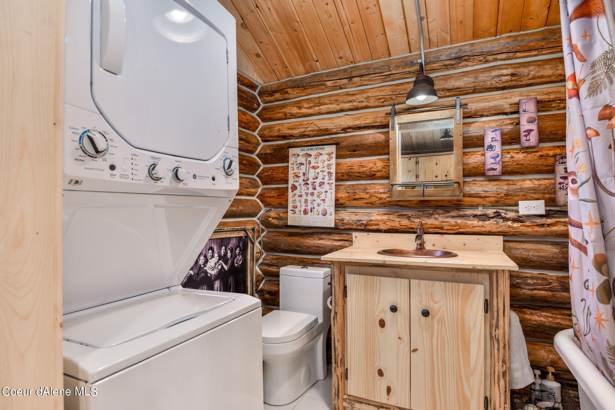 Harrison, Idaho, 83833, United States, 1 Bedroom Bedrooms, ,1 BathroomBathrooms,Residential,For Sale,1998732