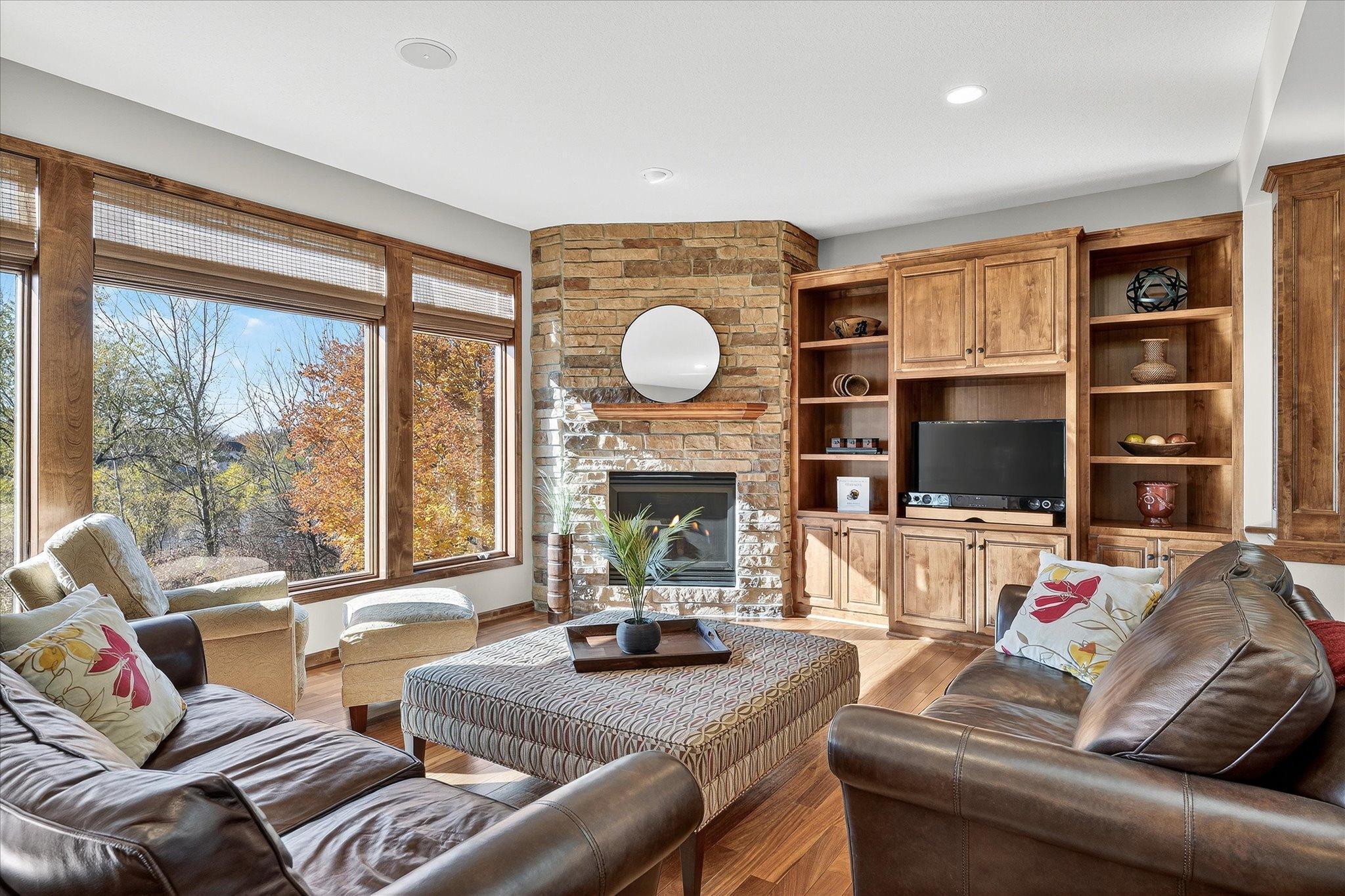 Medina, Minnesota, 55340, United States, 5 Bedrooms Bedrooms, ,3 BathroomsBathrooms,Residential,For Sale,1989034