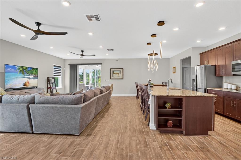 Cape Coral, Florida, 33993, United States, 3 Bedrooms Bedrooms, ,2 BathroomsBathrooms,Residential,For Sale,1997058