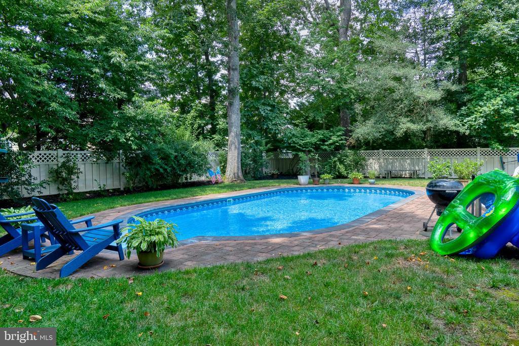 Rehoboth Beach, Delaware, 19971, United States, 4 Bedrooms Bedrooms, ,3 BathroomsBathrooms,Residential,For Sale,1927241