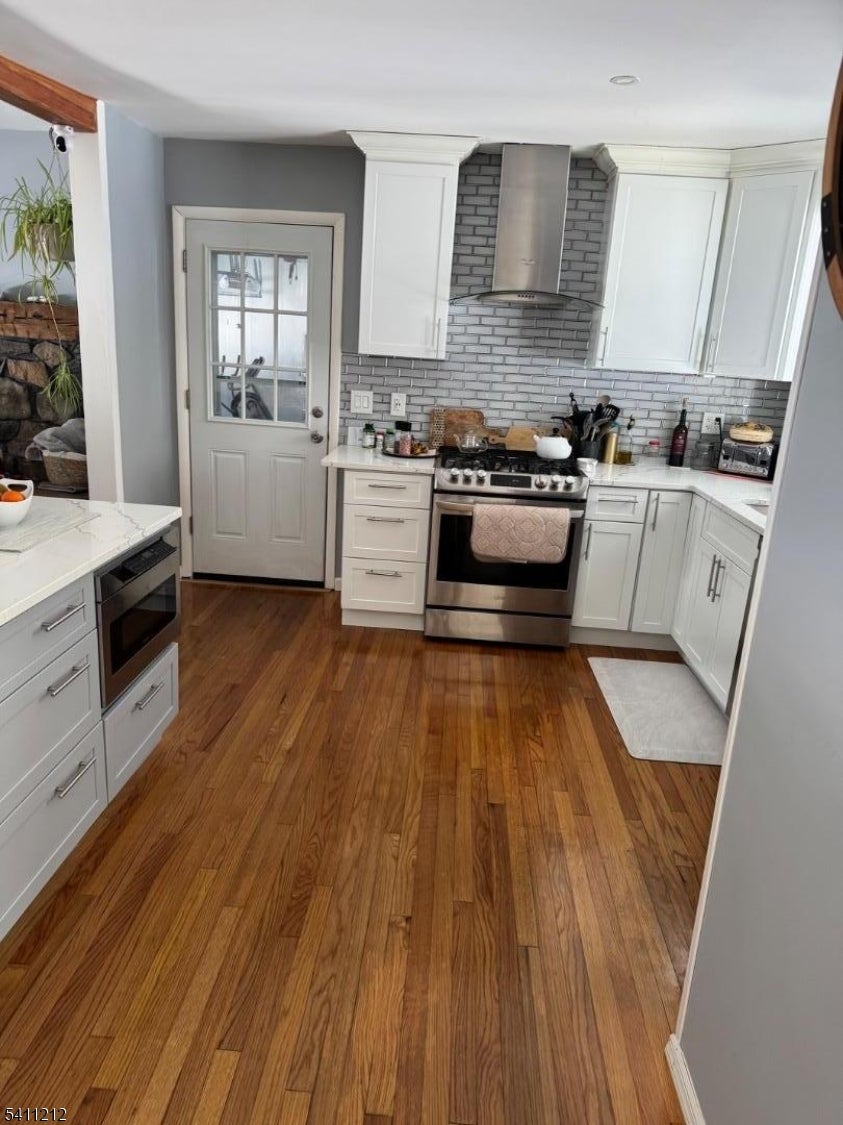 West Milford Twp., New Jersey, 07438, United States, 3 Bedrooms Bedrooms, ,2 BathroomsBathrooms,Residential,For Sale,2040169