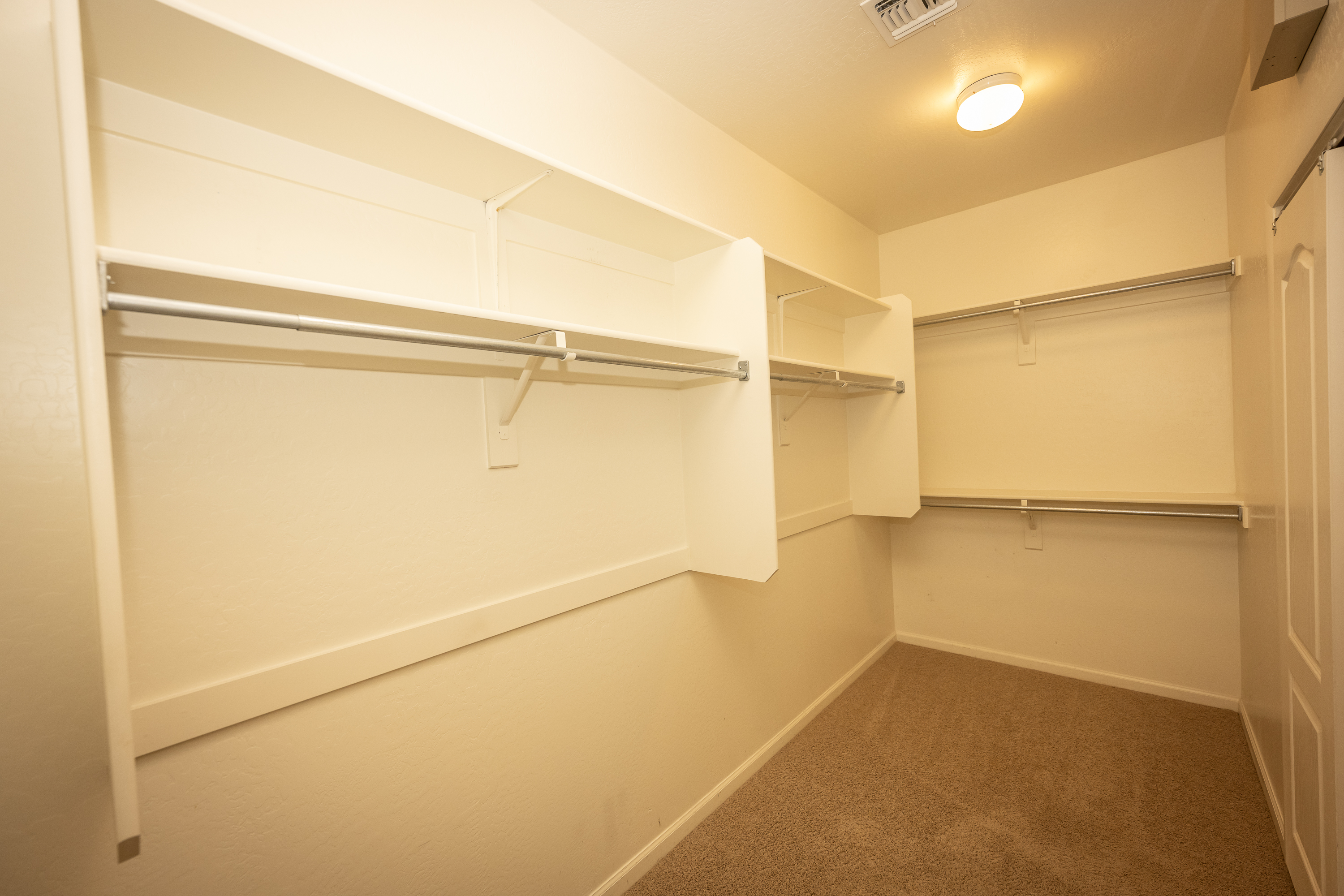 ANTHEM, Arizona, 85086, United States, 4 Bedrooms Bedrooms, ,3 BathroomsBathrooms,Residential,For Sale,1937658
