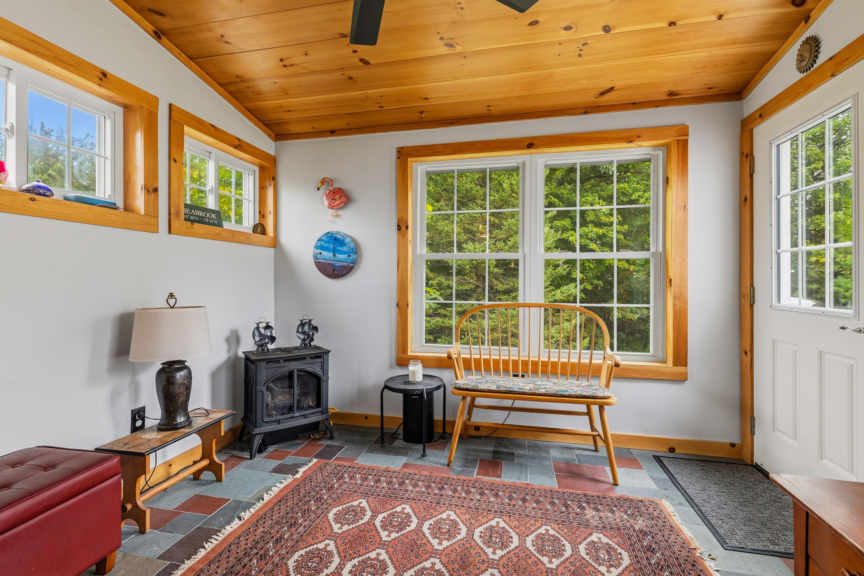  14 Viola Circle, Seabrook, NH, 03874 - 物件實景