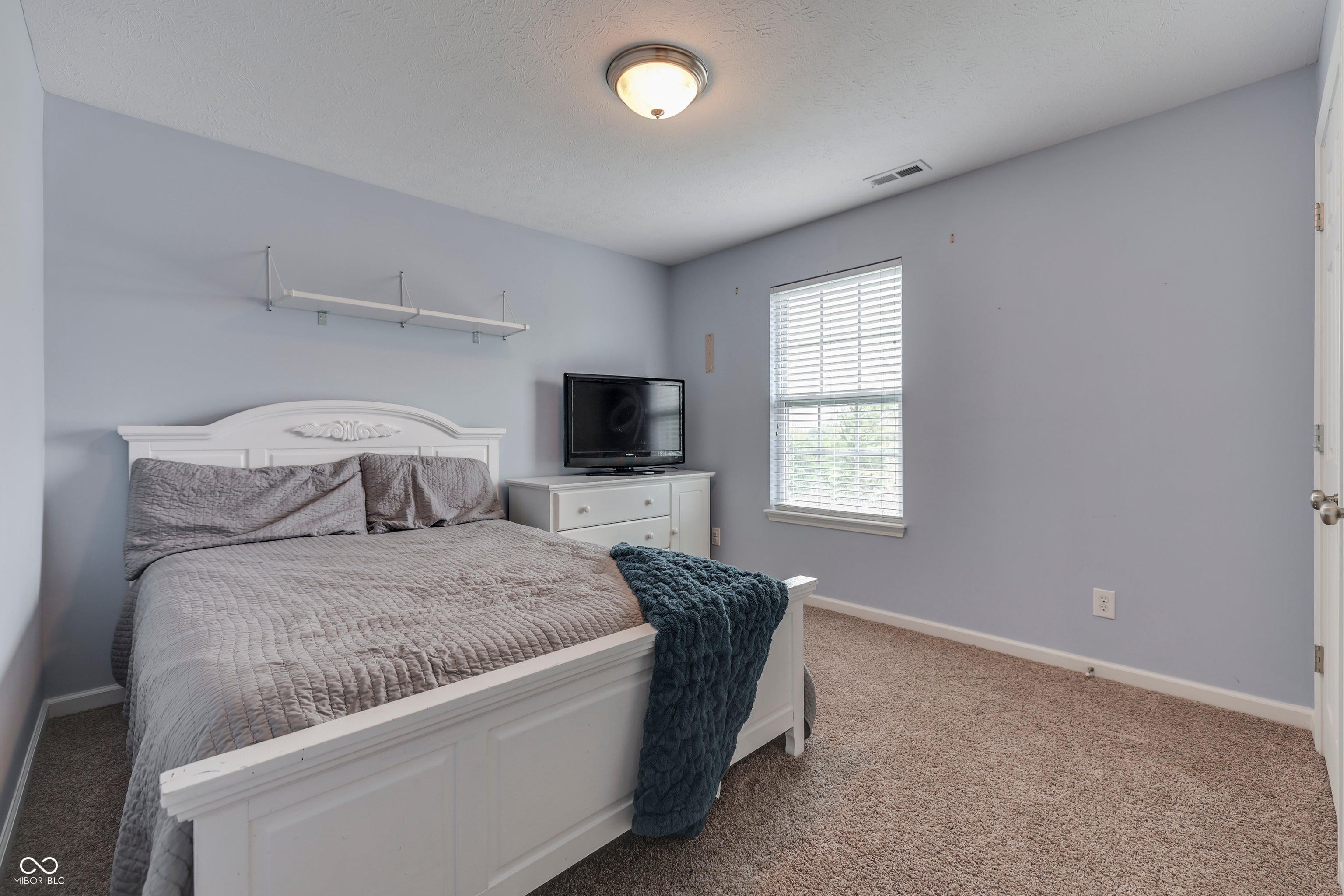 Greenwood, Indiana, 46143, United States, 4 Bedrooms Bedrooms, ,4 BathroomsBathrooms,Residential,For Sale,1956693