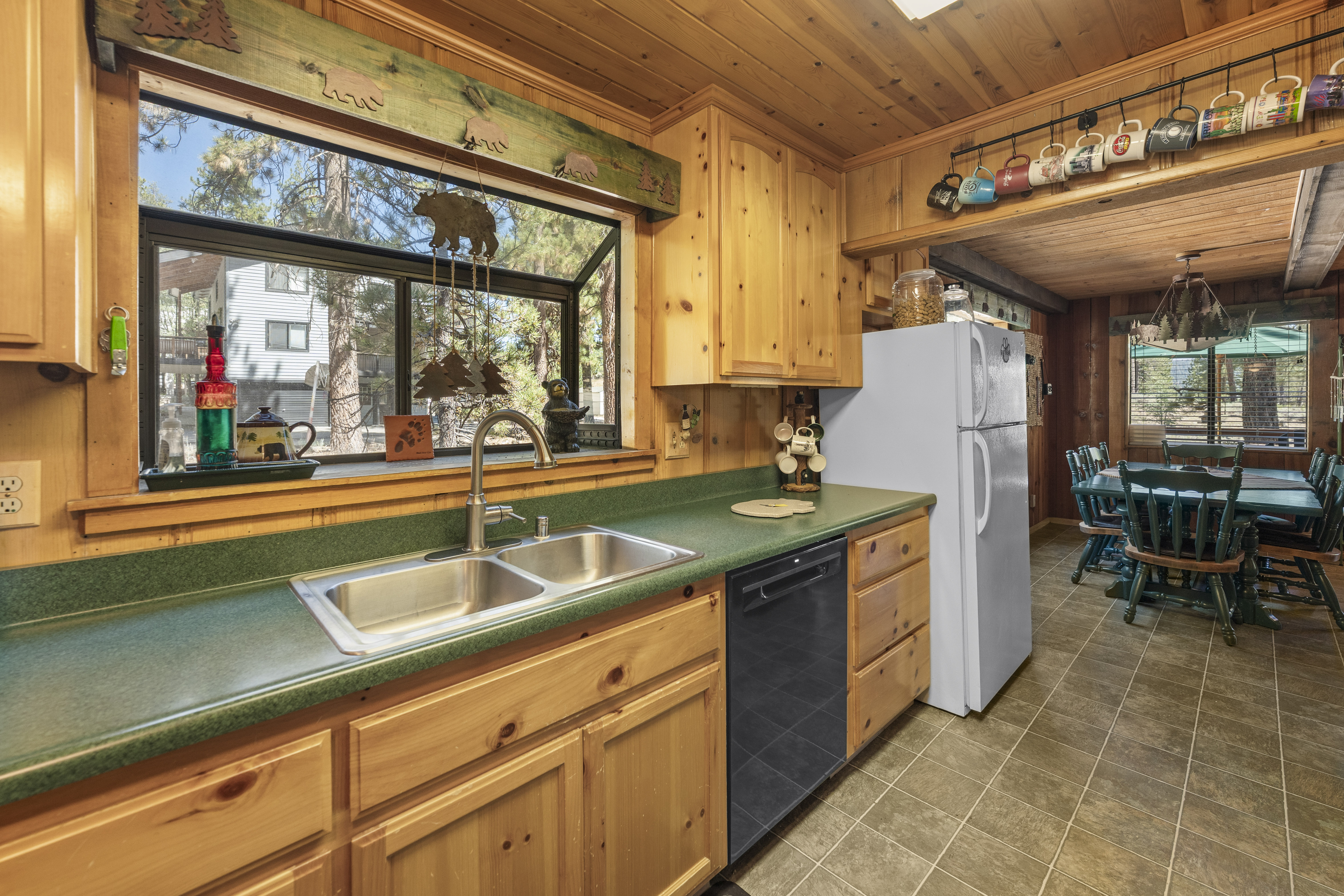  39625 Flicker Road, Fawnskin, CA 92333 - 物件實景