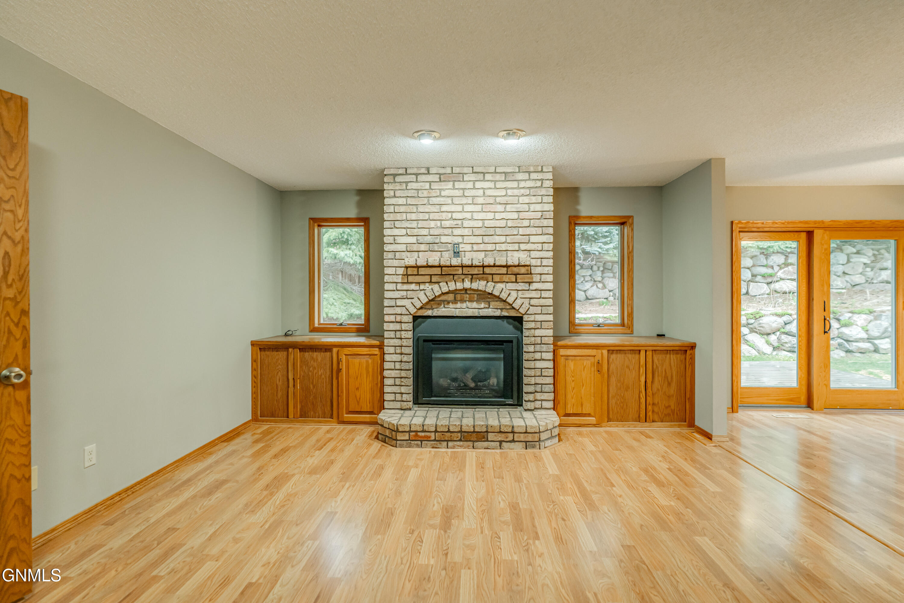 Bismarck, North Dakota, 58503, United States, 3 Bedrooms Bedrooms, ,3 BathroomsBathrooms,Residential,For Sale,1937485