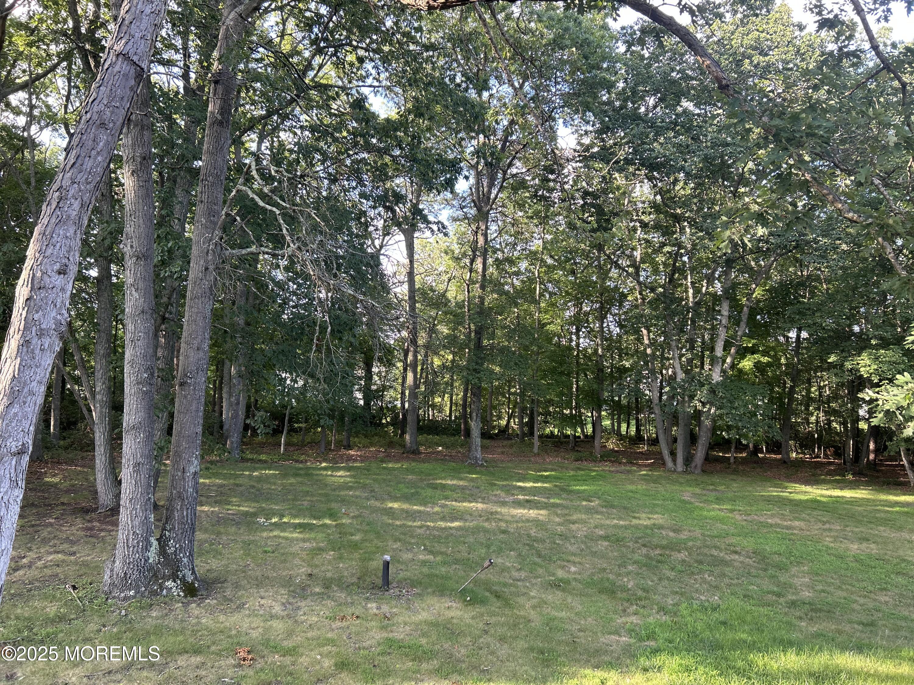 Jackson, New Jersey, 08527, United States, 5 Bedrooms Bedrooms, ,3 BathroomsBathrooms,Residential,For Sale,1975913