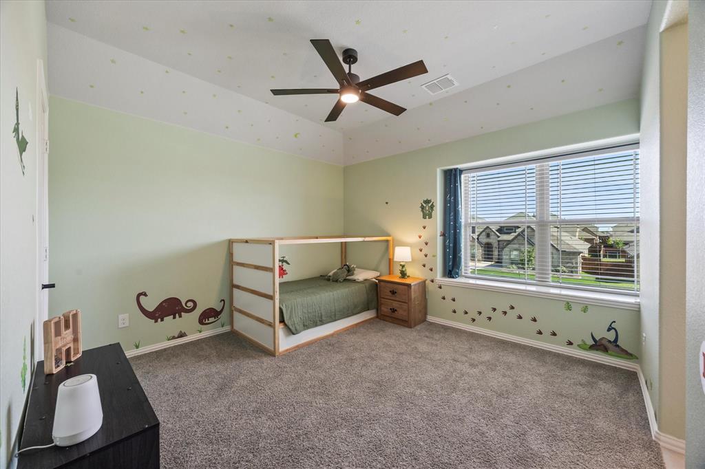 Waxahachie, Texas, 75165, United States, 5 Bedrooms Bedrooms, ,5 BathroomsBathrooms,Residential,For Sale,1828545