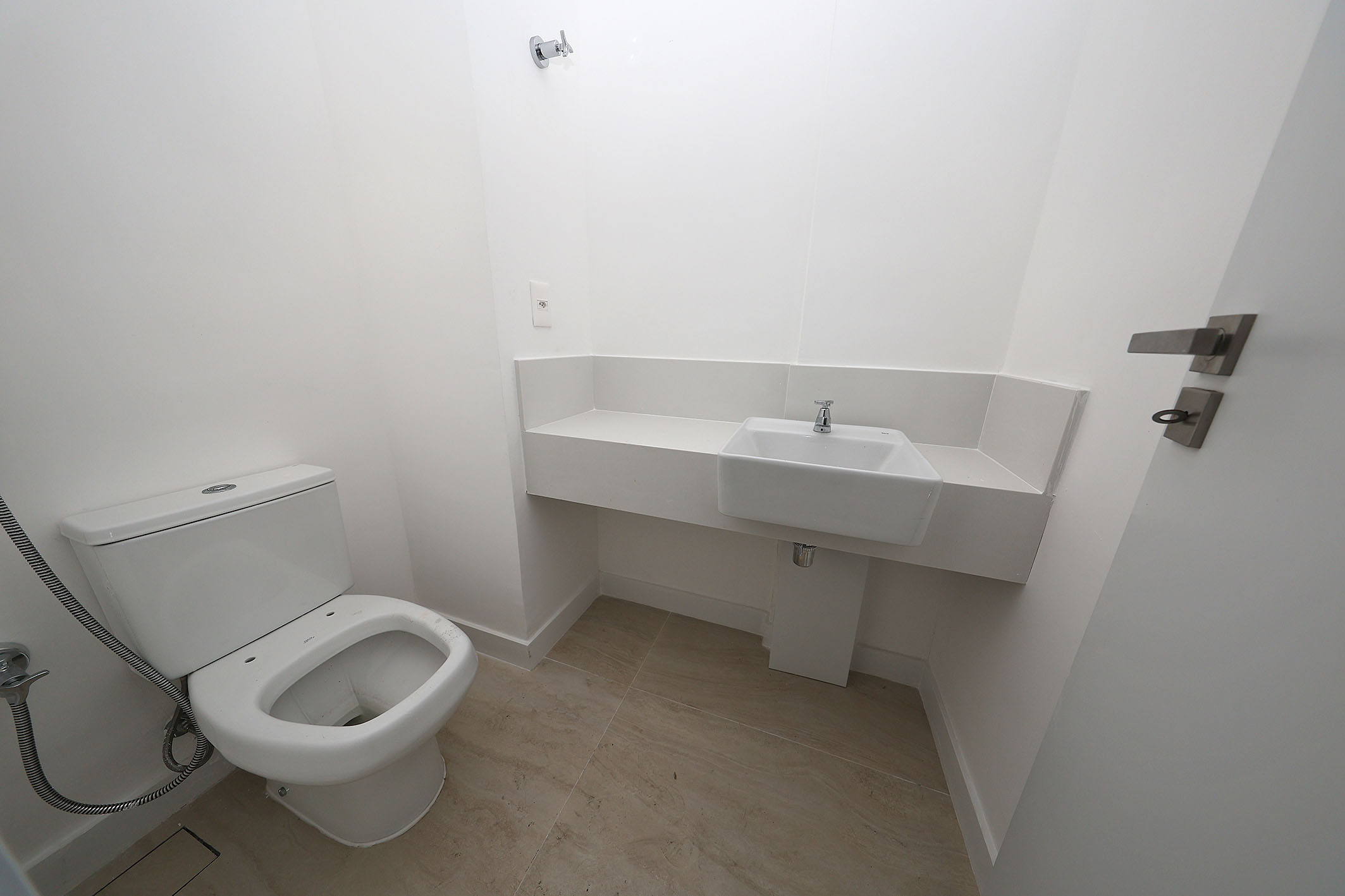  Elegant four-suite residence in a full-service residential condominium - 物件實景