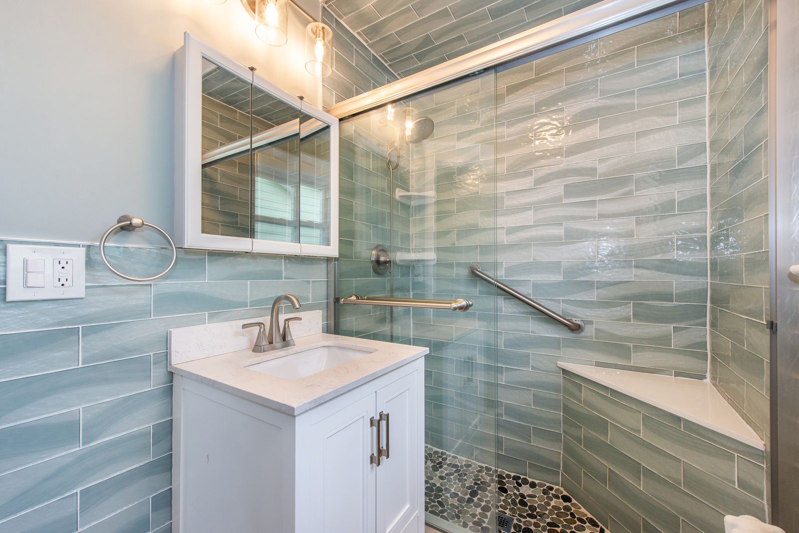 Bergen, Lyndhurst Township, New Jersey, 07071, United States, 3 Bedrooms Bedrooms, ,2 BathroomsBathrooms,Residential,For Sale,1980674