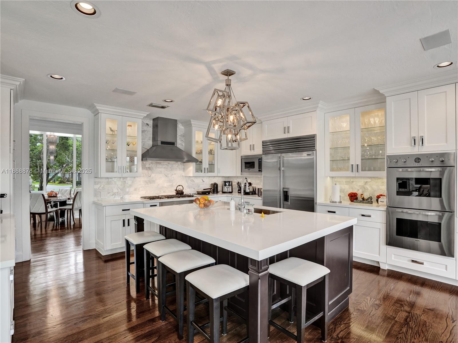 Weston, Florida, 33331, United States, 5 Bedrooms Bedrooms, ,8 BathroomsBathrooms,Residential,For Sale,1949778