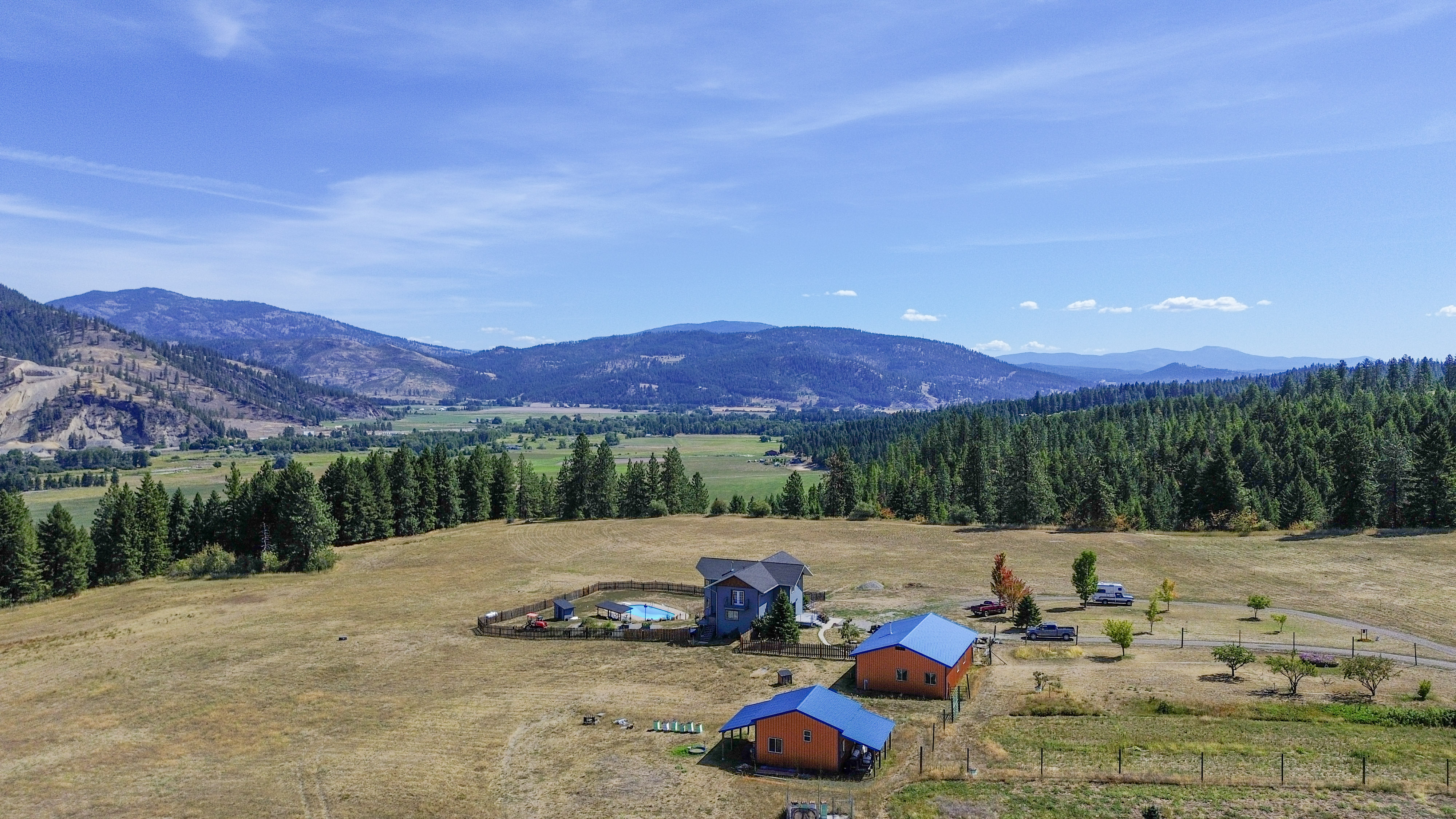 Kettle Falls, Washington, 99141, United States, 4 Bedrooms Bedrooms, ,4 BathroomsBathrooms,Residential,For Sale,1984366