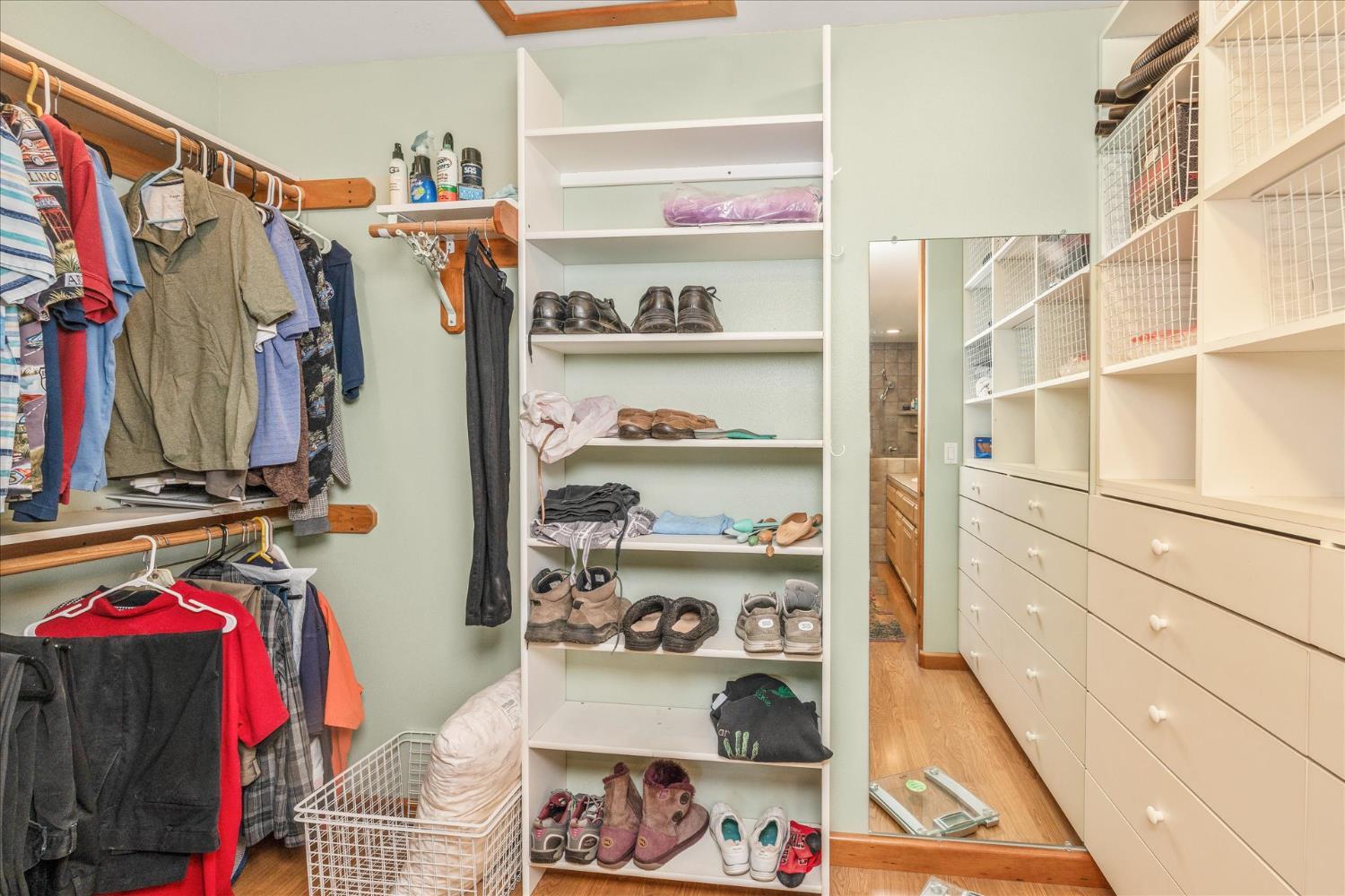 North Fork, California, 93643, United States, 4 Bedrooms Bedrooms, ,3 BathroomsBathrooms,Residential,For Sale,1974924