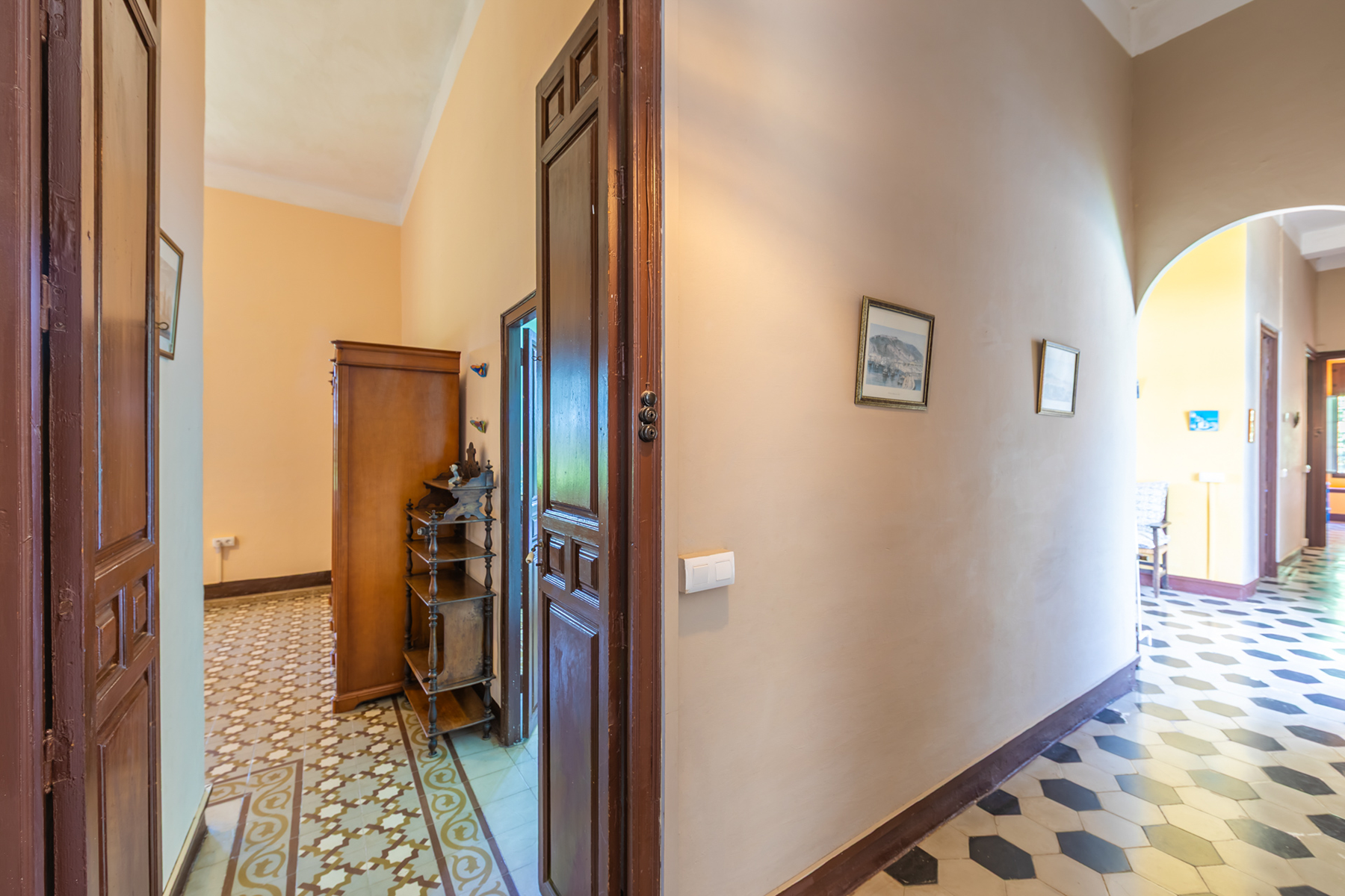  Colonial villa with olive farm near Montes de Málaga Natural Park - 物件實景