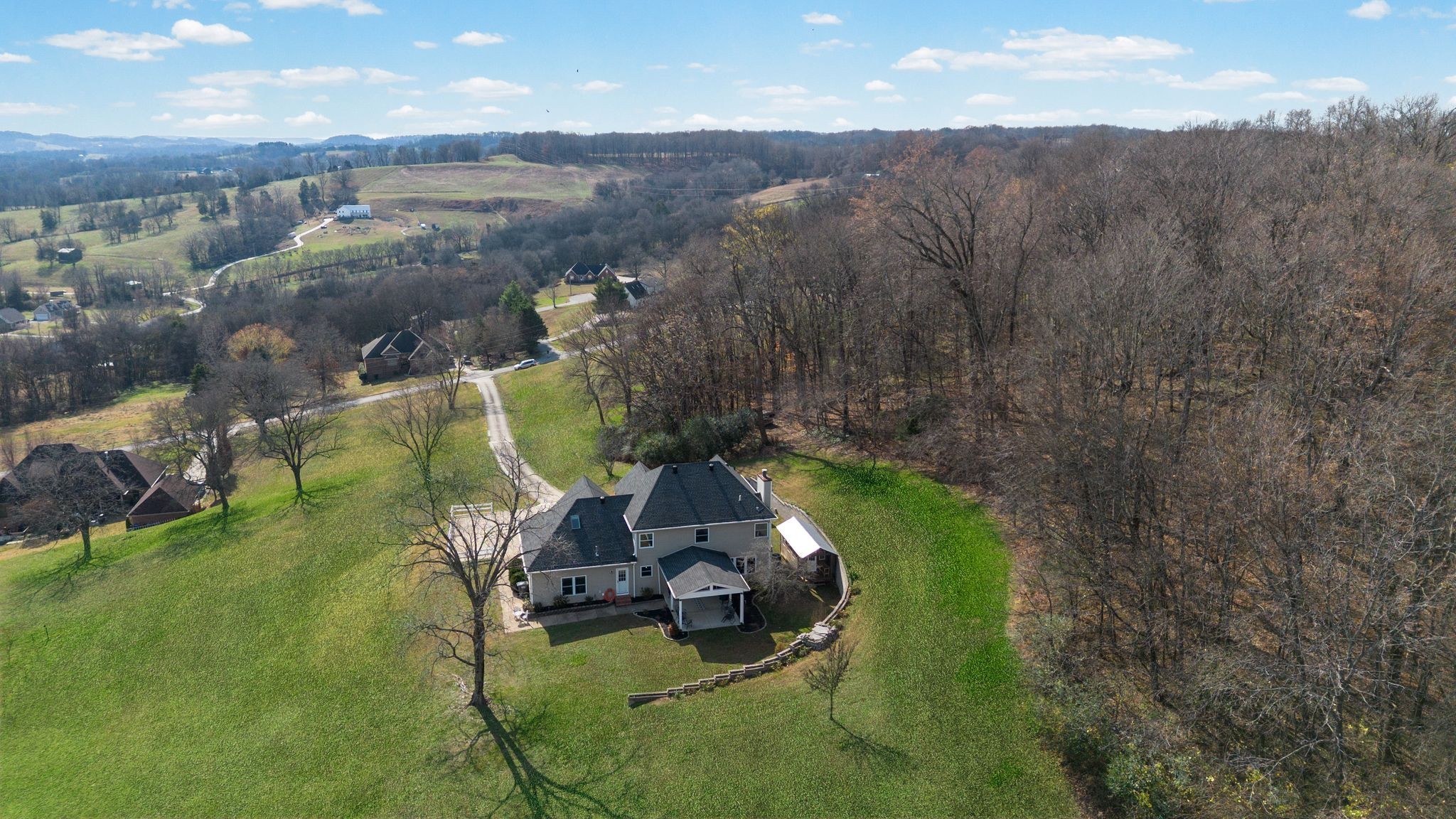 Lewisburg, Tennessee, 37091, United States, 4 Bedrooms Bedrooms, ,3 BathroomsBathrooms,Residential,For Sale,1999662