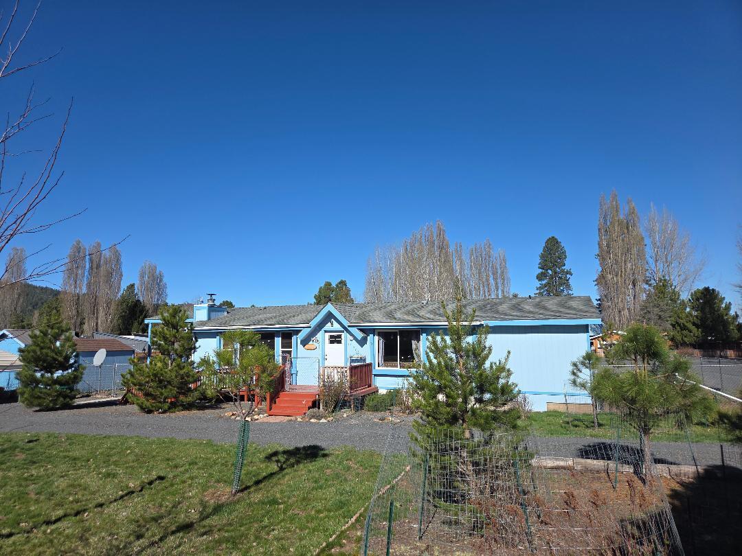 Ravenwood Dr, Klamath Falls, OR 97601
