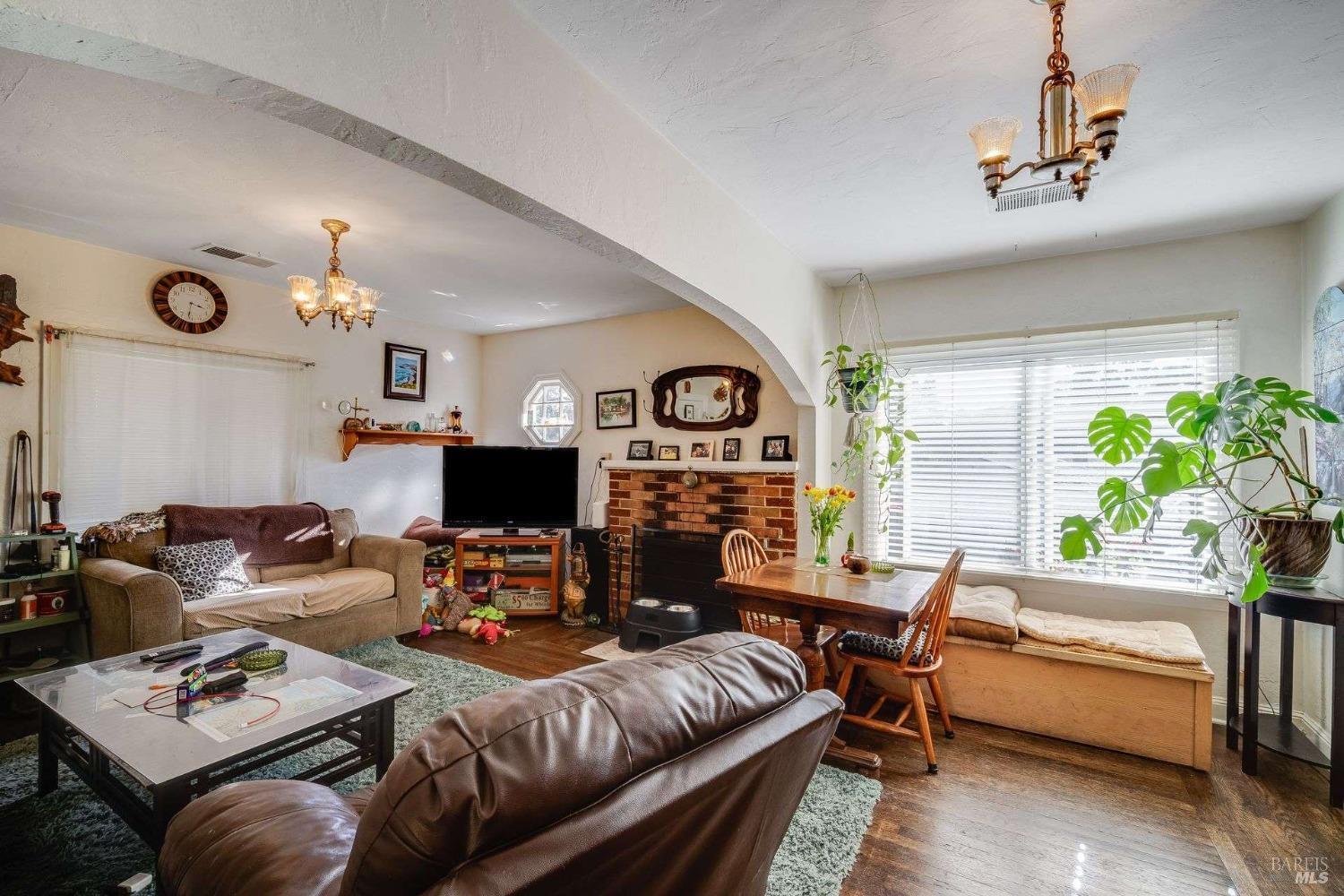 Santa Rosa, California, 95409, United States, 4 Bedrooms Bedrooms, ,2 BathroomsBathrooms,Residential,For Sale,1976725