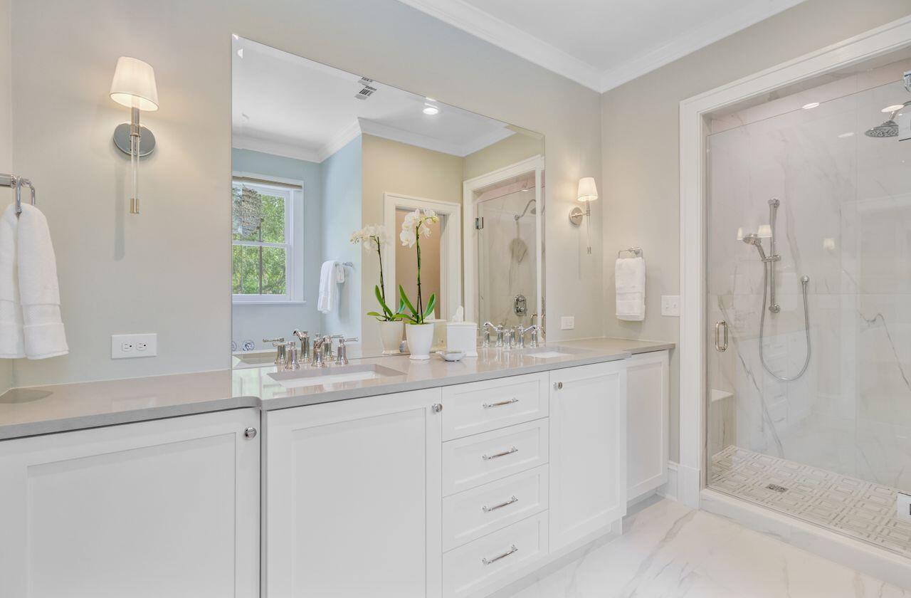 Mount Pleasant, South Carolina, 29464, United States, 5 Bedrooms Bedrooms, ,6 BathroomsBathrooms,Residential,For Sale,1840727
