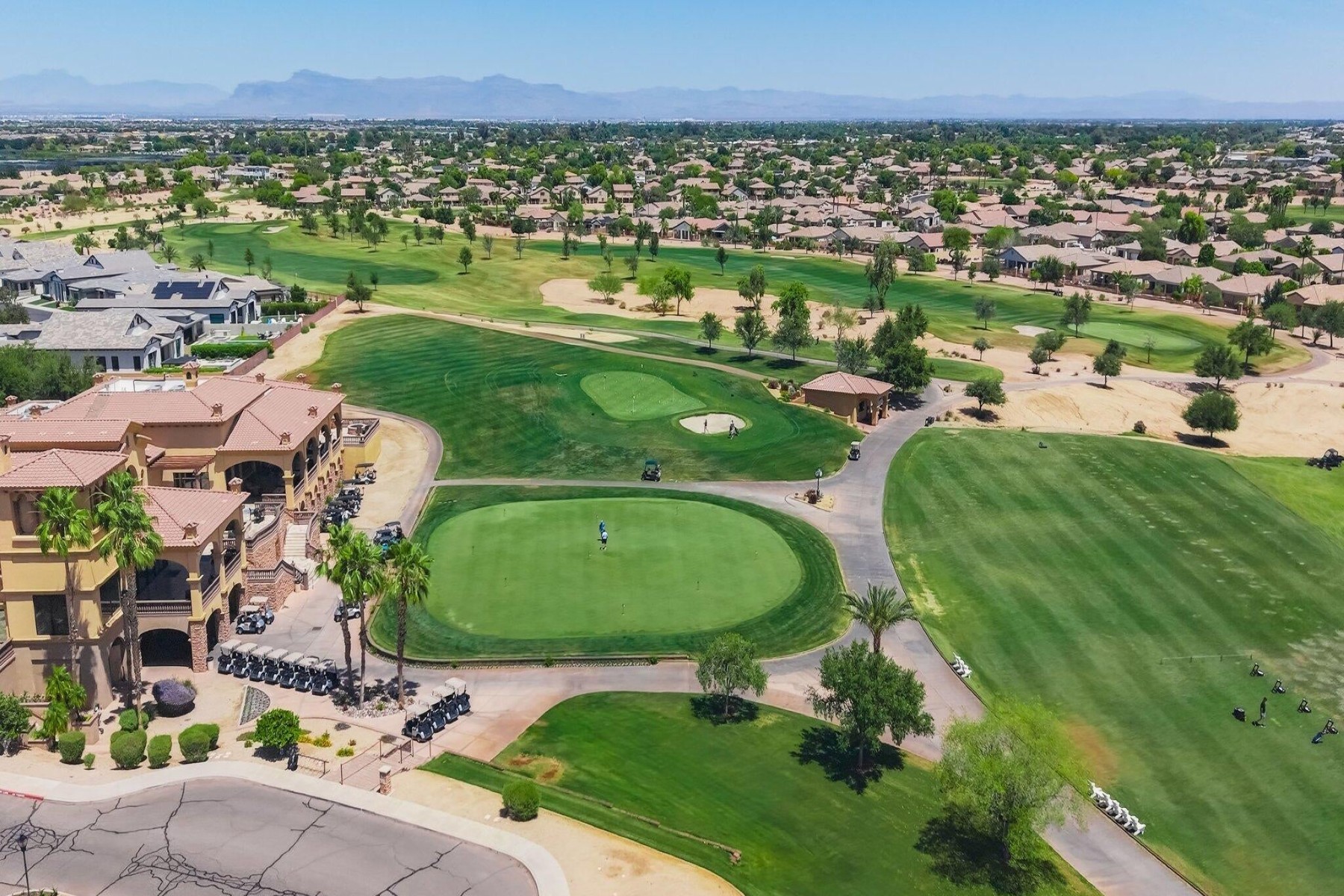  4262 E Meadowview Drive  Gilbert, AZ - 物件實景