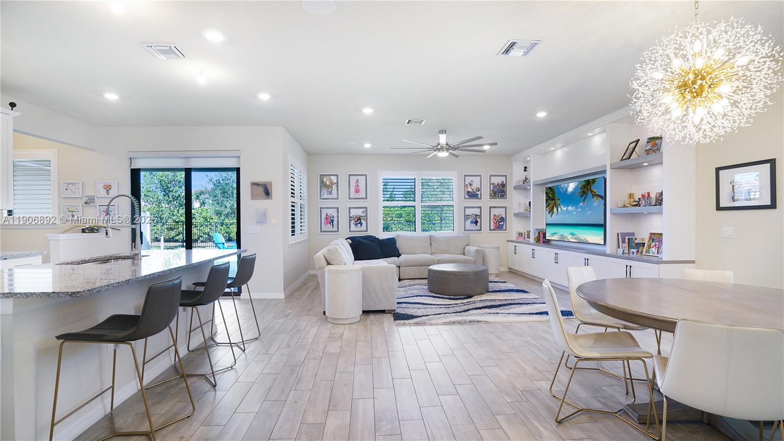 Lake Worth, Florida, 33467, United States, 4 Bedrooms Bedrooms, ,3 BathroomsBathrooms,Residential,For Sale,1990306