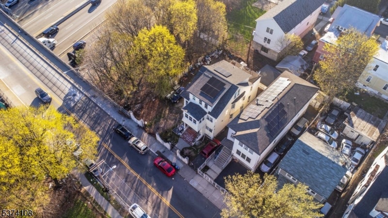 Newark City, New Jersey, 07112, United States, ,3 BathroomsBathrooms,Residential,For Sale,1982998