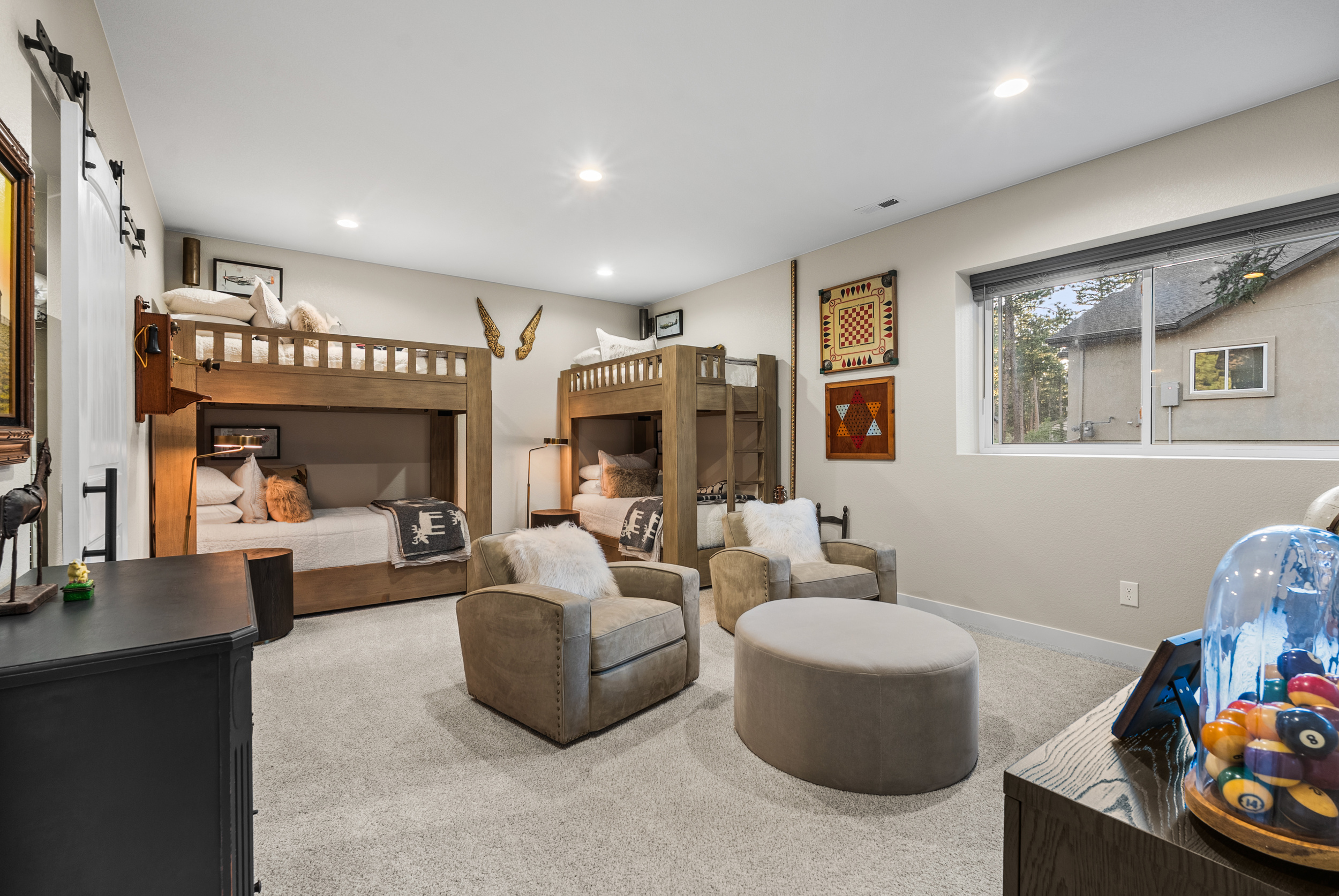  Craftsman Mountain Residence Set Among Ponderosa Pines - 物件實景