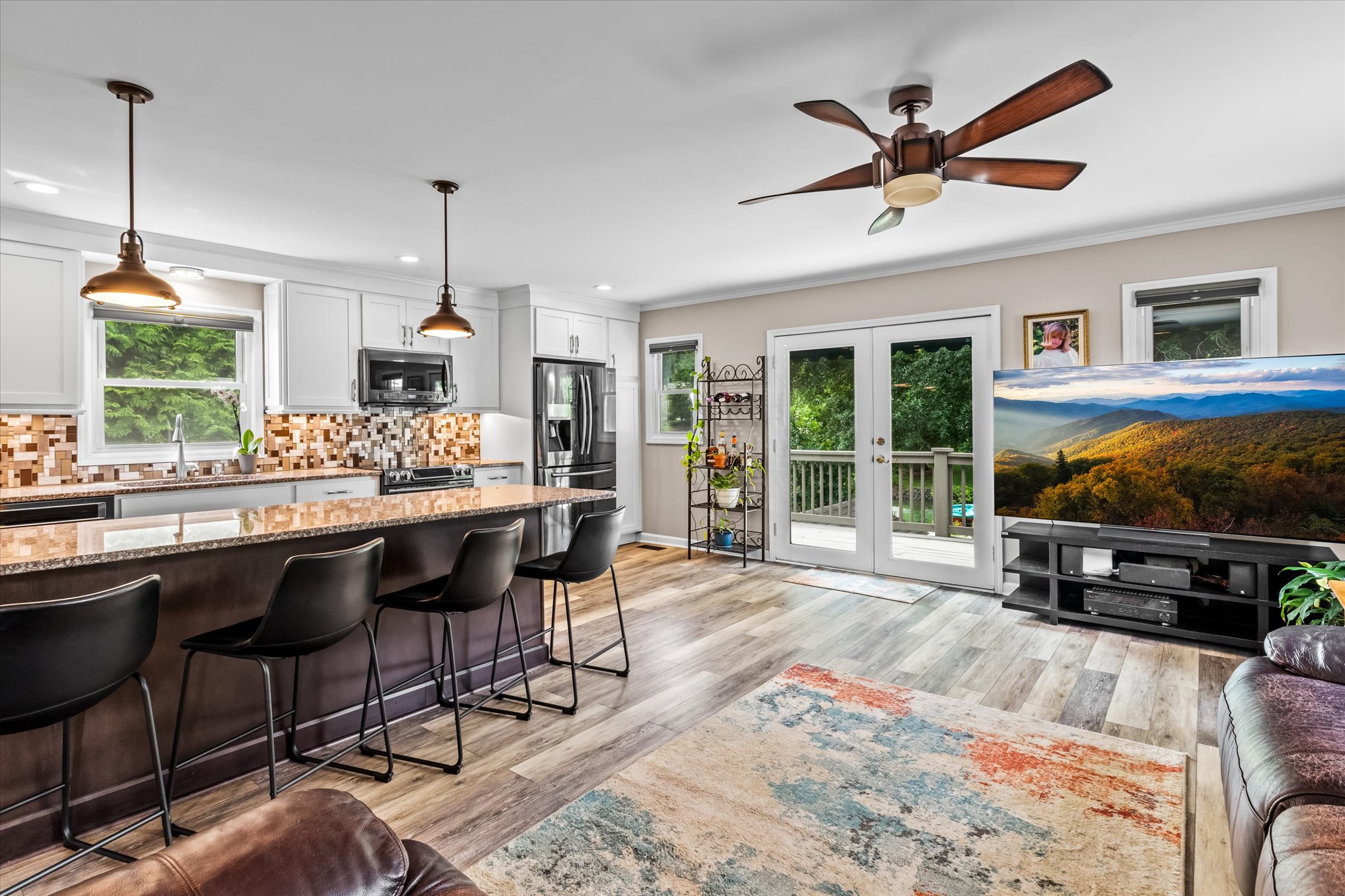 Mooresville, North Carolina, 28117, United States, 2 Bedrooms Bedrooms, ,3 BathroomsBathrooms,Residential,For Sale,1841557