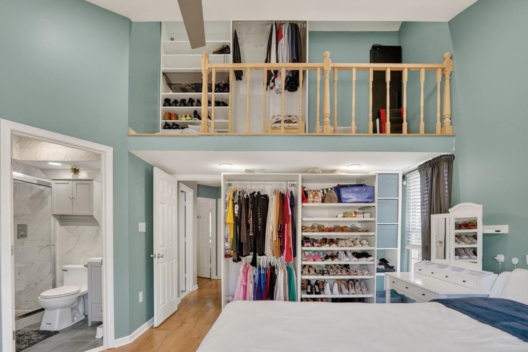  12887 Hunterbrook Drive, Woodbridge, VA, 22192 - 物件實景