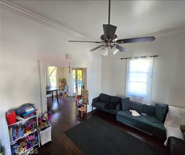 Whittier, California, 90601, United States, 2 Bedrooms Bedrooms, ,2 BathroomsBathrooms,Residential,For Sale,1982900