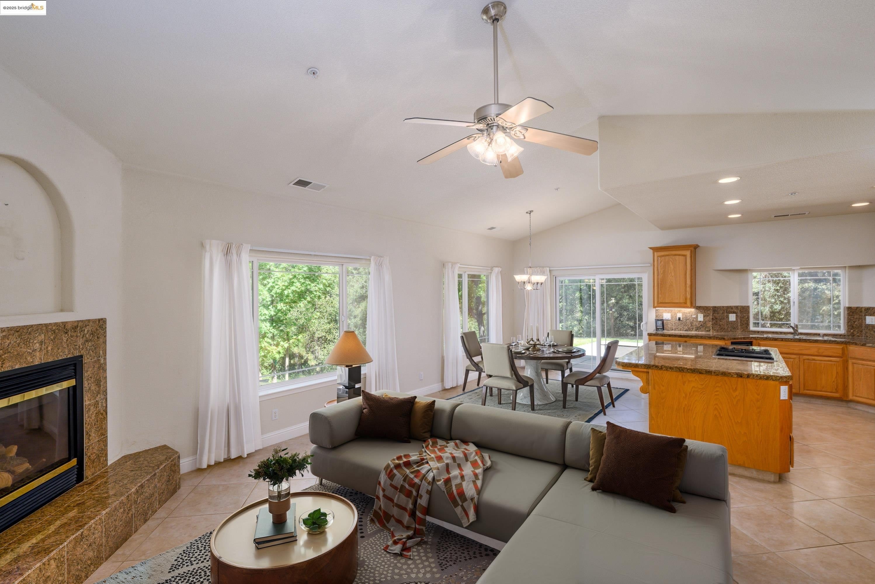 Tuolumne, California, 95379, United States, 3 Bedrooms Bedrooms, ,3 BathroomsBathrooms,Residential,For Sale,1983267