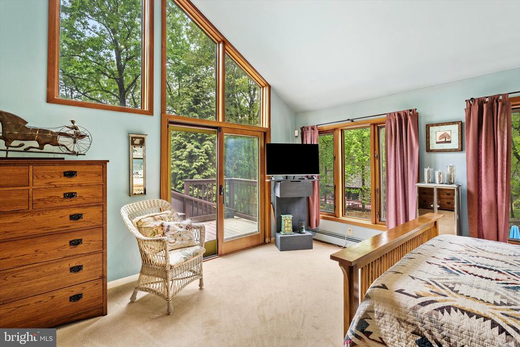 Wrightstown, New Jersey, 08562, United States, 5 Bedrooms Bedrooms, ,4 BathroomsBathrooms,Residential,For Sale,2048850