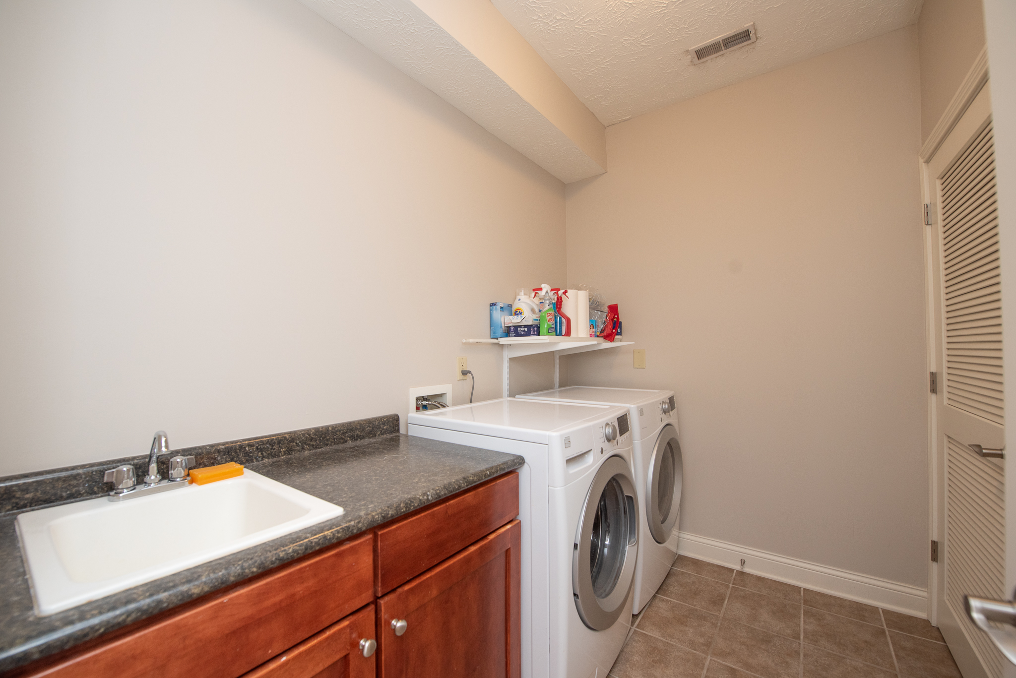  Spacious 2 Bedroom Condo Located in Downtown Lafayette - 物件實景