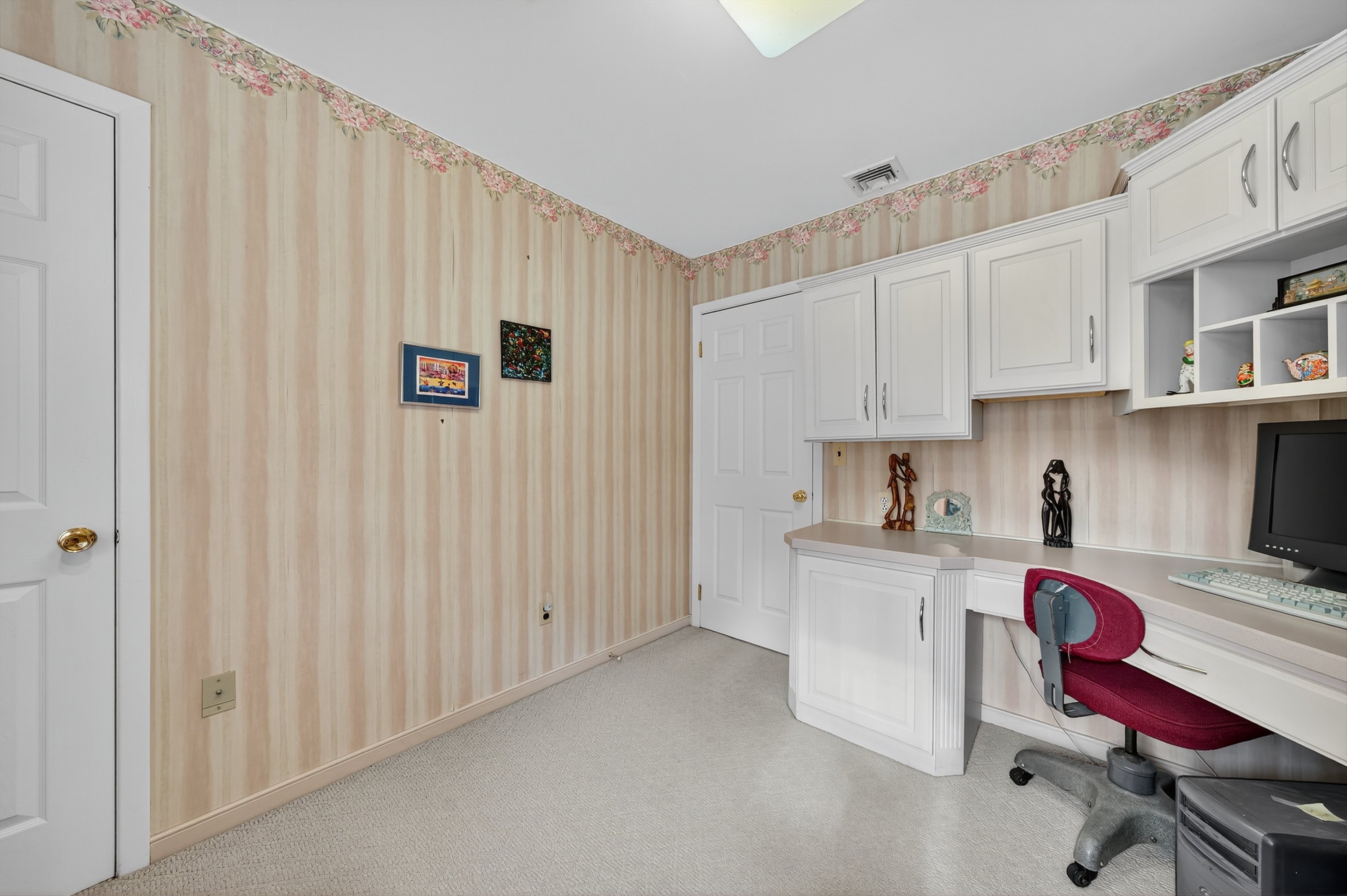 Monroe, New York, 10950, United States, 5 Bedrooms Bedrooms, ,3 BathroomsBathrooms,Residential,For Sale,1976155