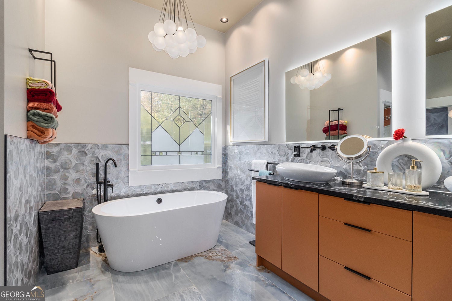 Alpharetta, Georgia, 30022, United States, 7 Bedrooms Bedrooms, ,11 BathroomsBathrooms,Residential,For Sale,1972068